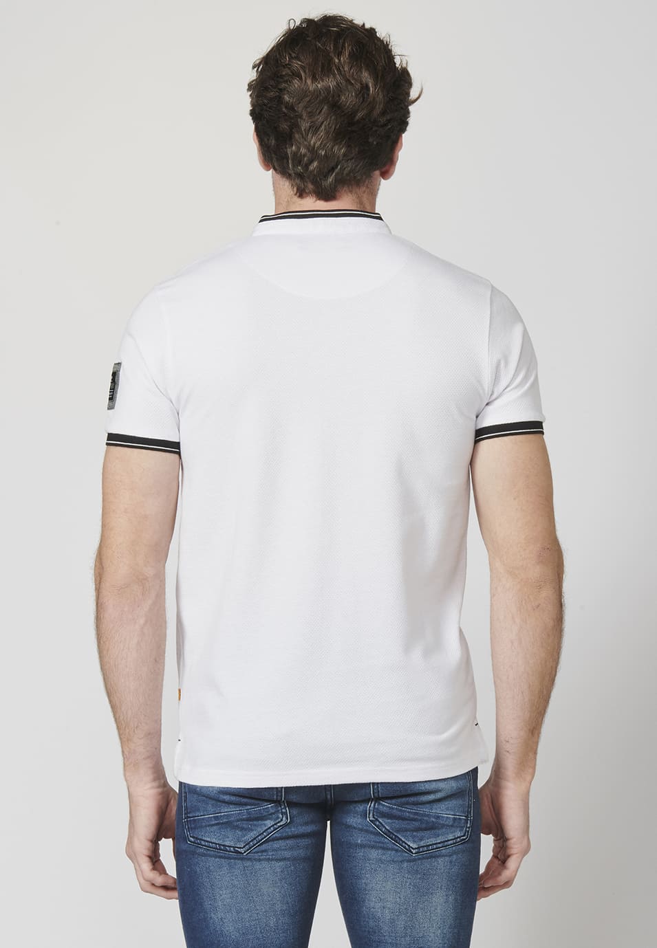Polo Piqué Hombre Cuello Mao Estampado Lateral – Koroshi 2211PC26