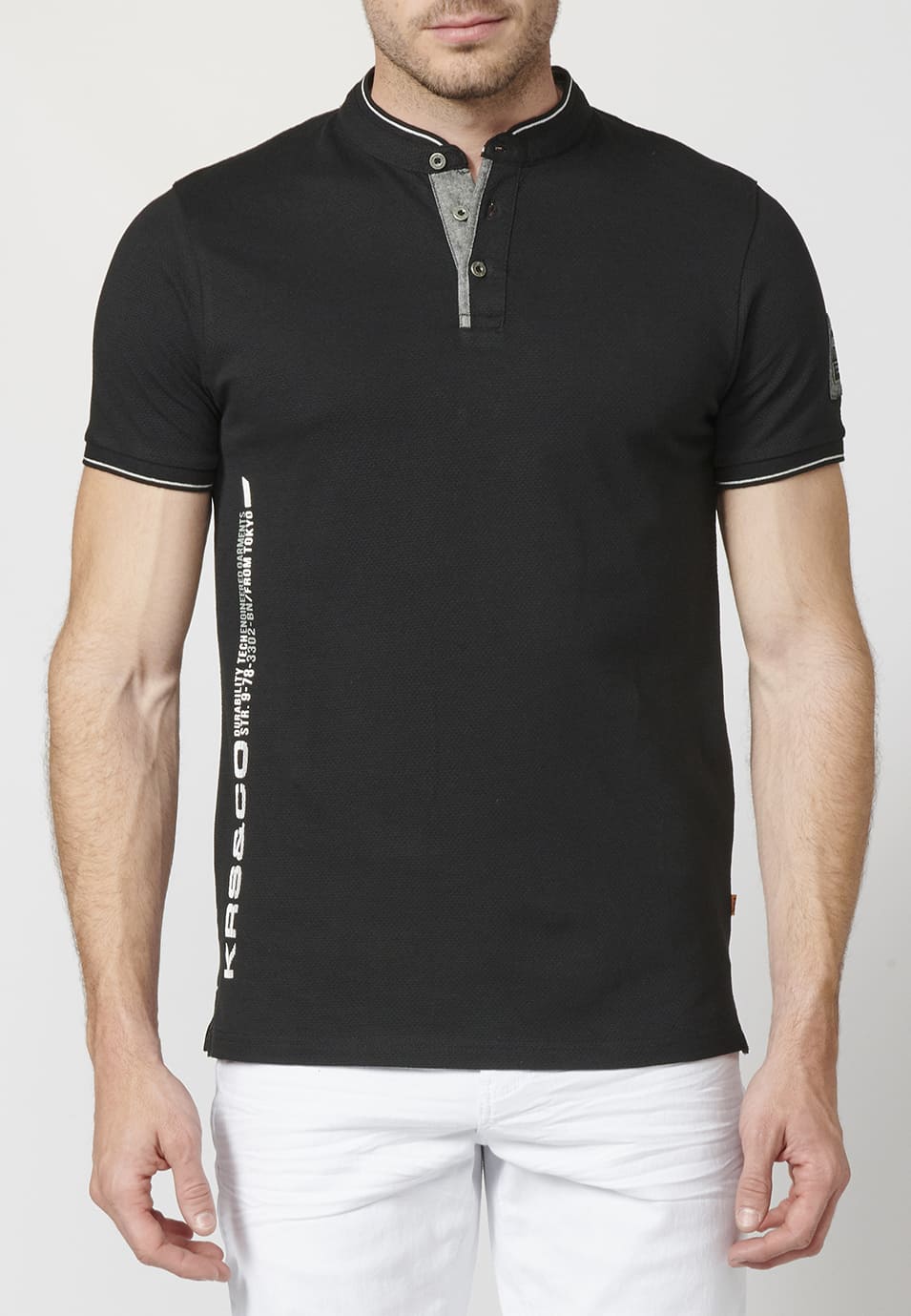 Polo Piqué Hombre Cuello Mao Estampado Lateral – Koroshi 2211PC26