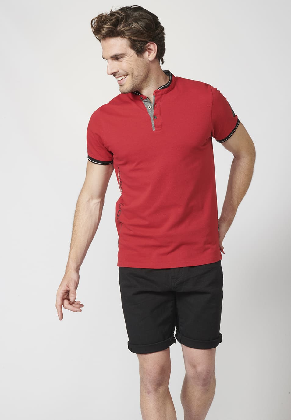 Polo Piqué Hombre Cuello Mao Estampado Lateral – Koroshi 2211PC26