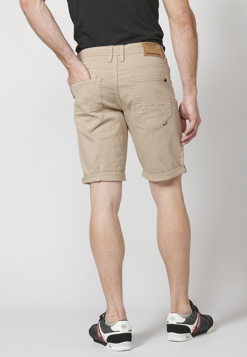 Bermuda Hombre Algodón Regular 5 Bolsillos con Vuelta – Koroshi 2211PS01