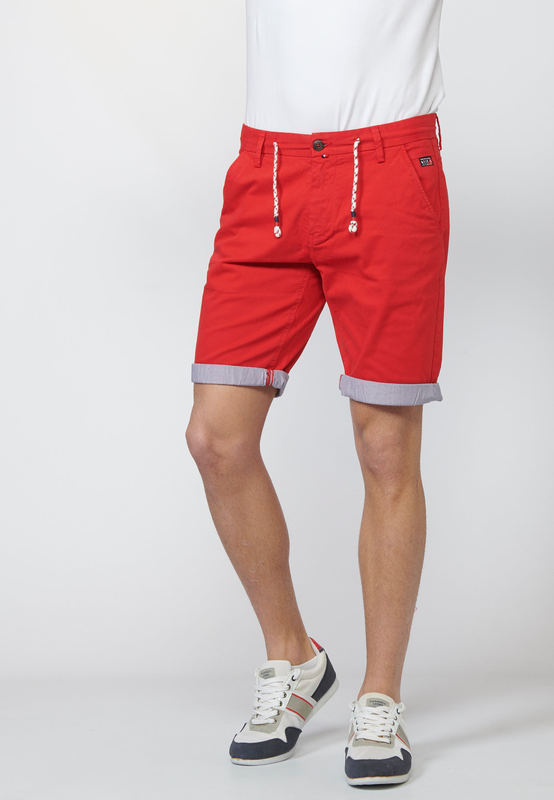 Bermuda Chino con Cordón y Vuelta a Contraste Hombre – Koroshi 2211PS07
