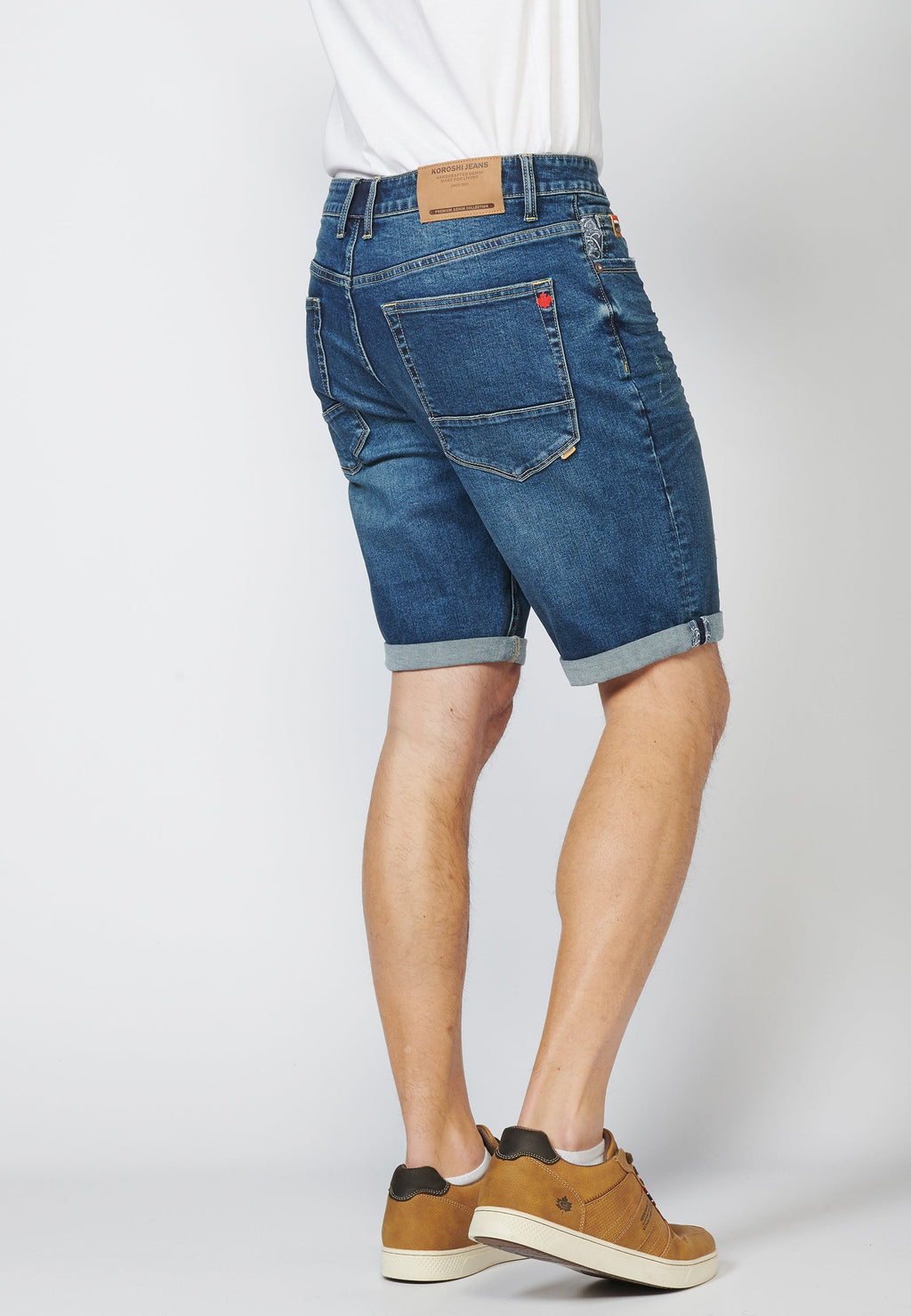 Pantalón Corto Knit Denim Regular Efecto Gastado Hombre Azul Medio – Koroshi