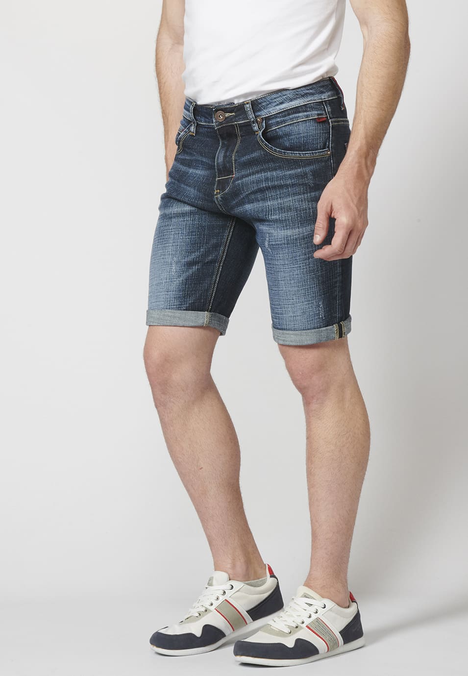 Bermuda Hombre Denim Regular Efecto Gastado – Koroshi Azul Oscuro
