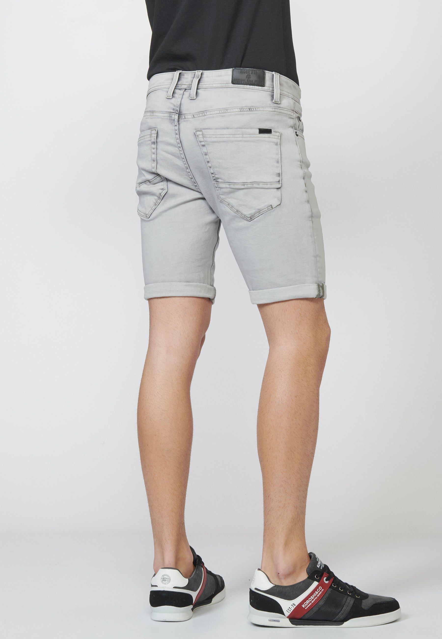 Pantalón Corto Denim Slim Fit con Efecto Desgastado Hombre Gris – Koroshi