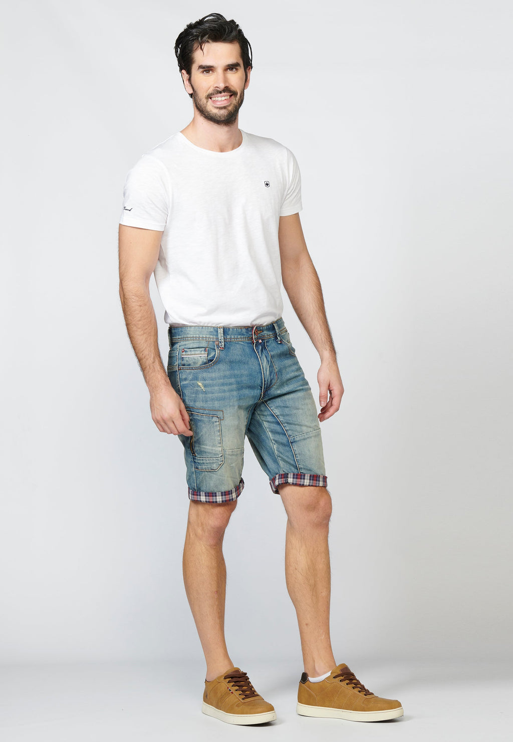 Pantalón Corto Denim Azul Claro Regular Fit Desgastado Rotos Bajo Cuadros Hombre – KOROSHI