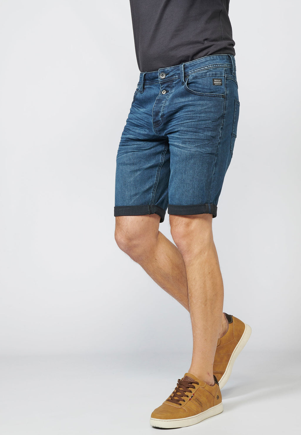 Bermuda Hombre Denim Tapered Desgastada Bordado – Koroshi Azul Oscuro