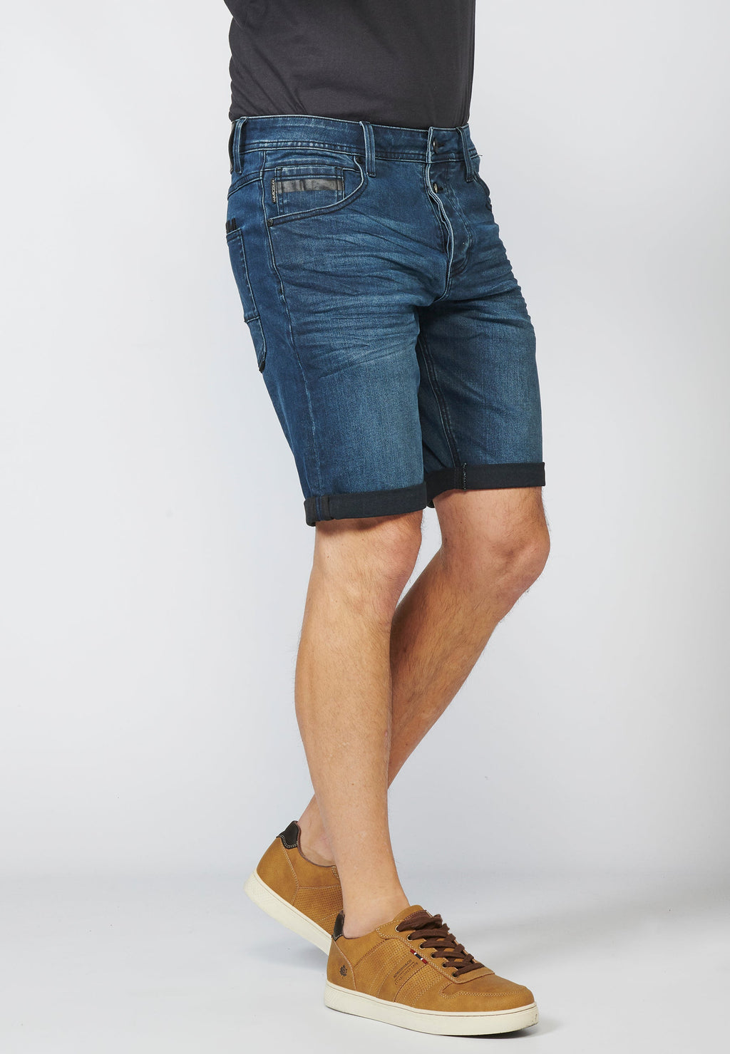 Bermuda Hombre Denim Tapered Desgastada Bordado – Koroshi Azul Oscuro