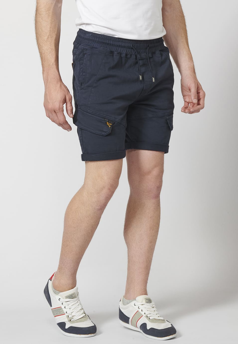 Short Hombre Jogger Knit Denim Bajos Vuelta – Koroshi 2211PS84