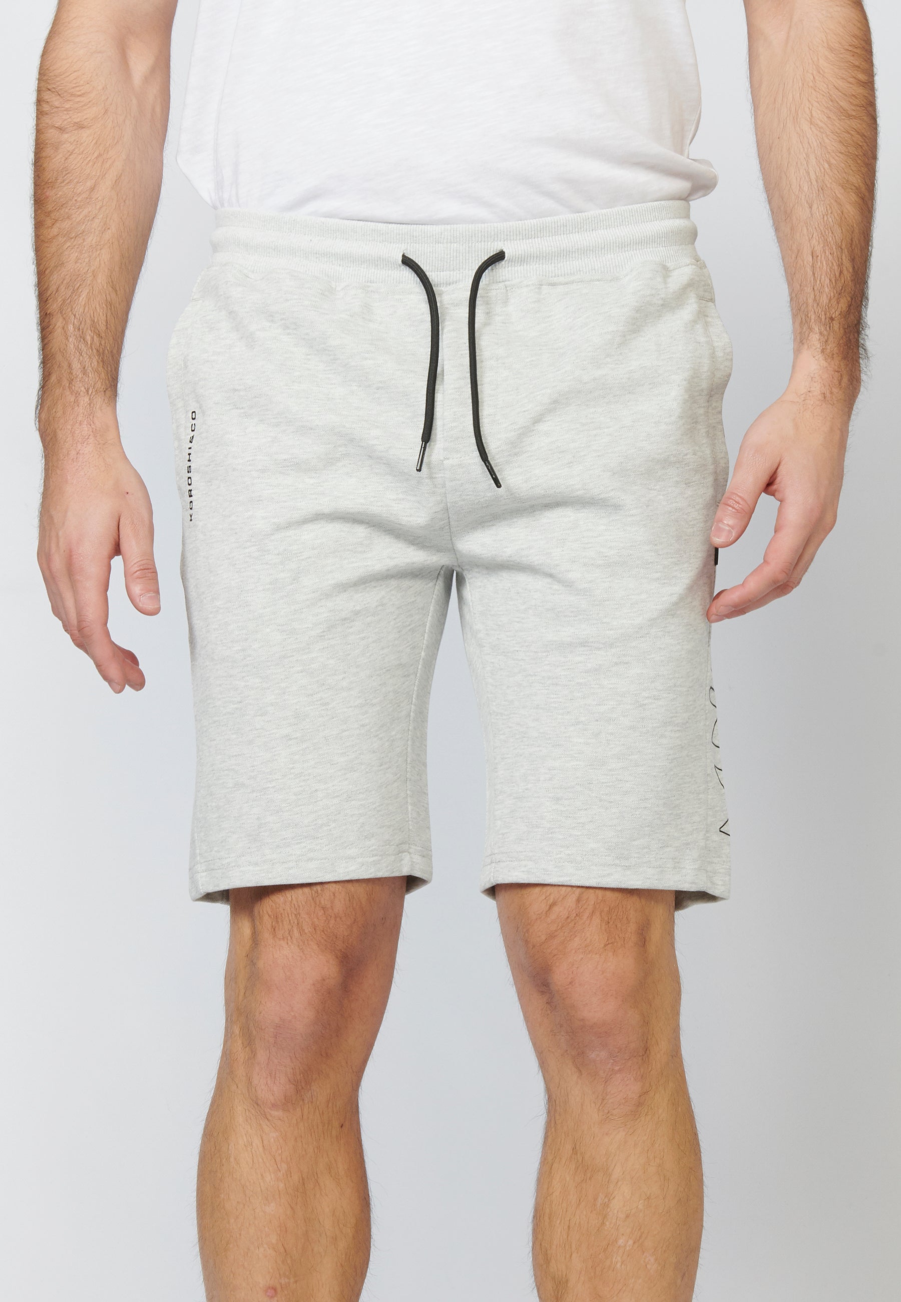Pantalón Corto Jogger Gris Vigoré Piqué Cremallera Piezas Laterales Hombre – KOROSHI