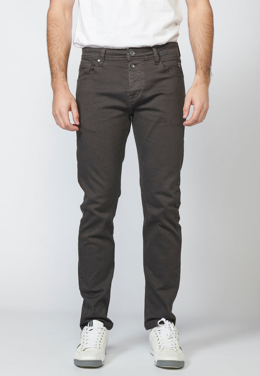 Pantalón Jeans Tapered Fit Hombre con Cadena – Koroshi 2211PT03