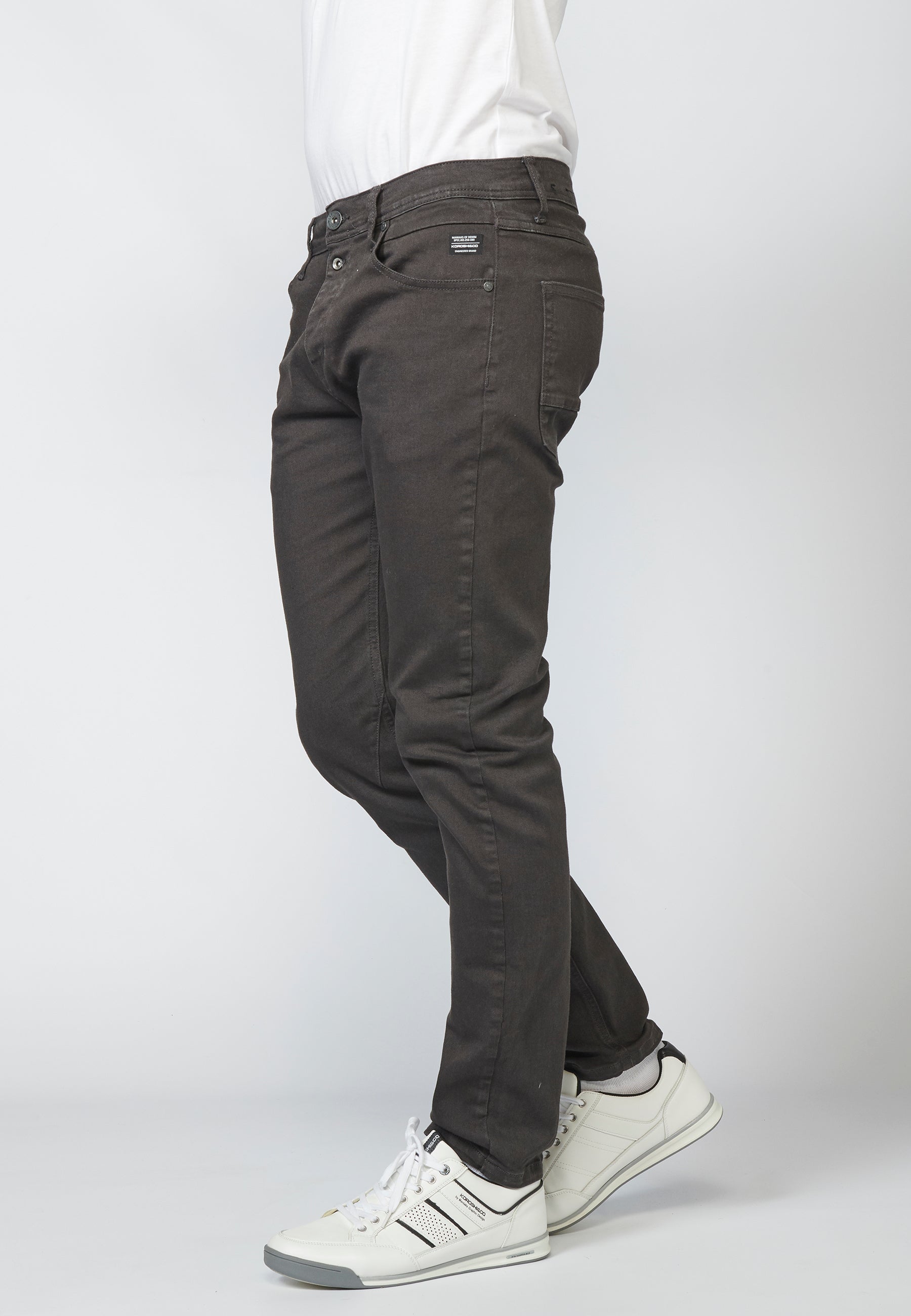 Pantalón Jeans Tapered Fit Hombre con Cadena – Koroshi 2211PT03