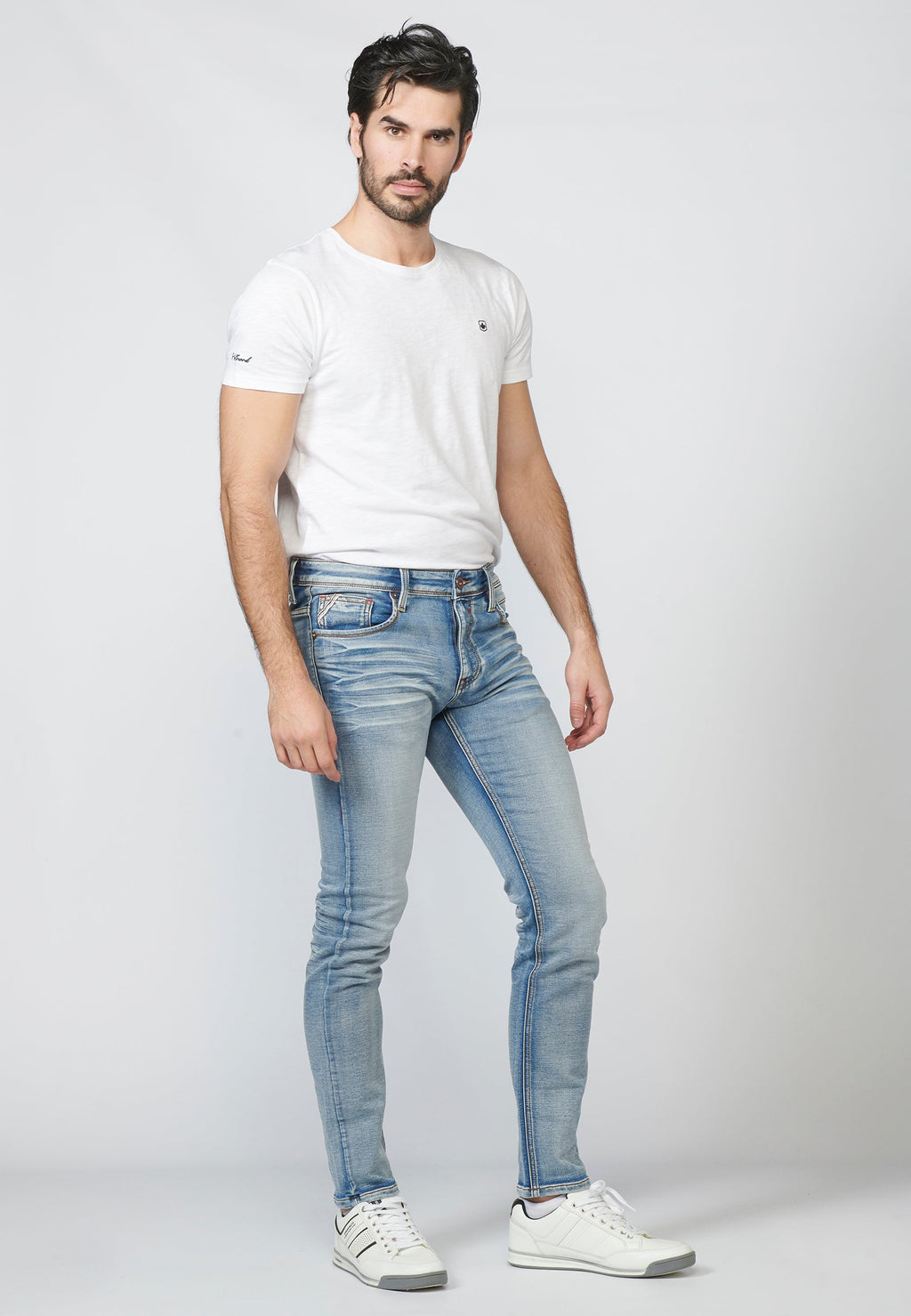Pantalón Jeans Hombre Slim Fit Knit Denim Efecto Gastado – Koroshi Azul Claro