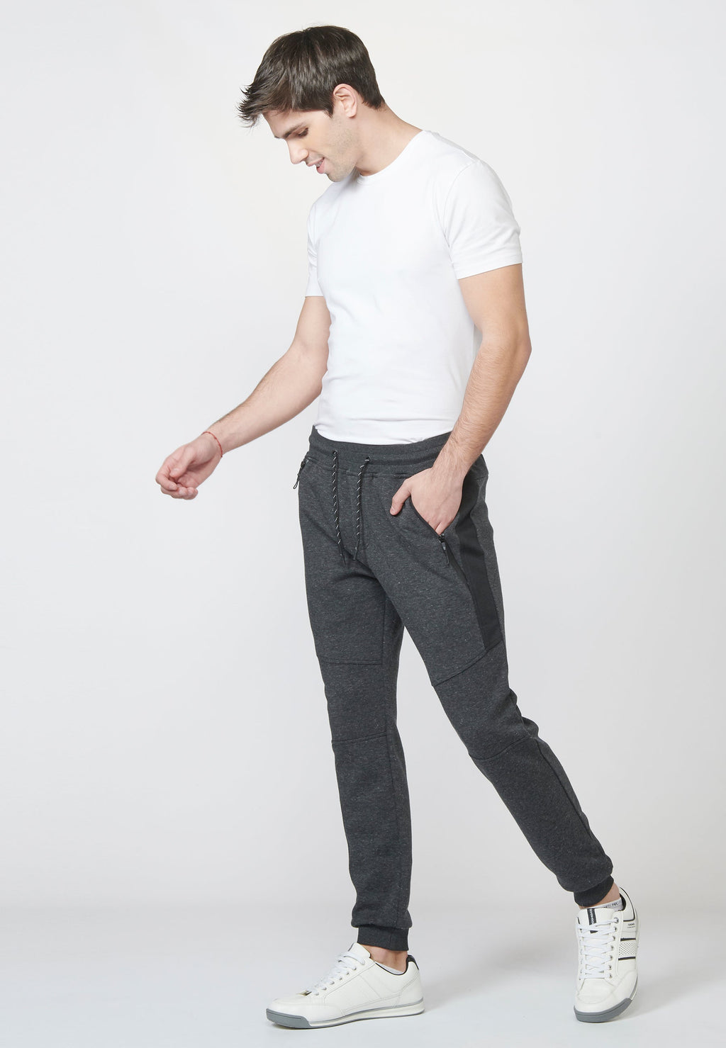 Pantalón largo deportivo jogger interlock con cintura elástica ajustable con cordón para hombre