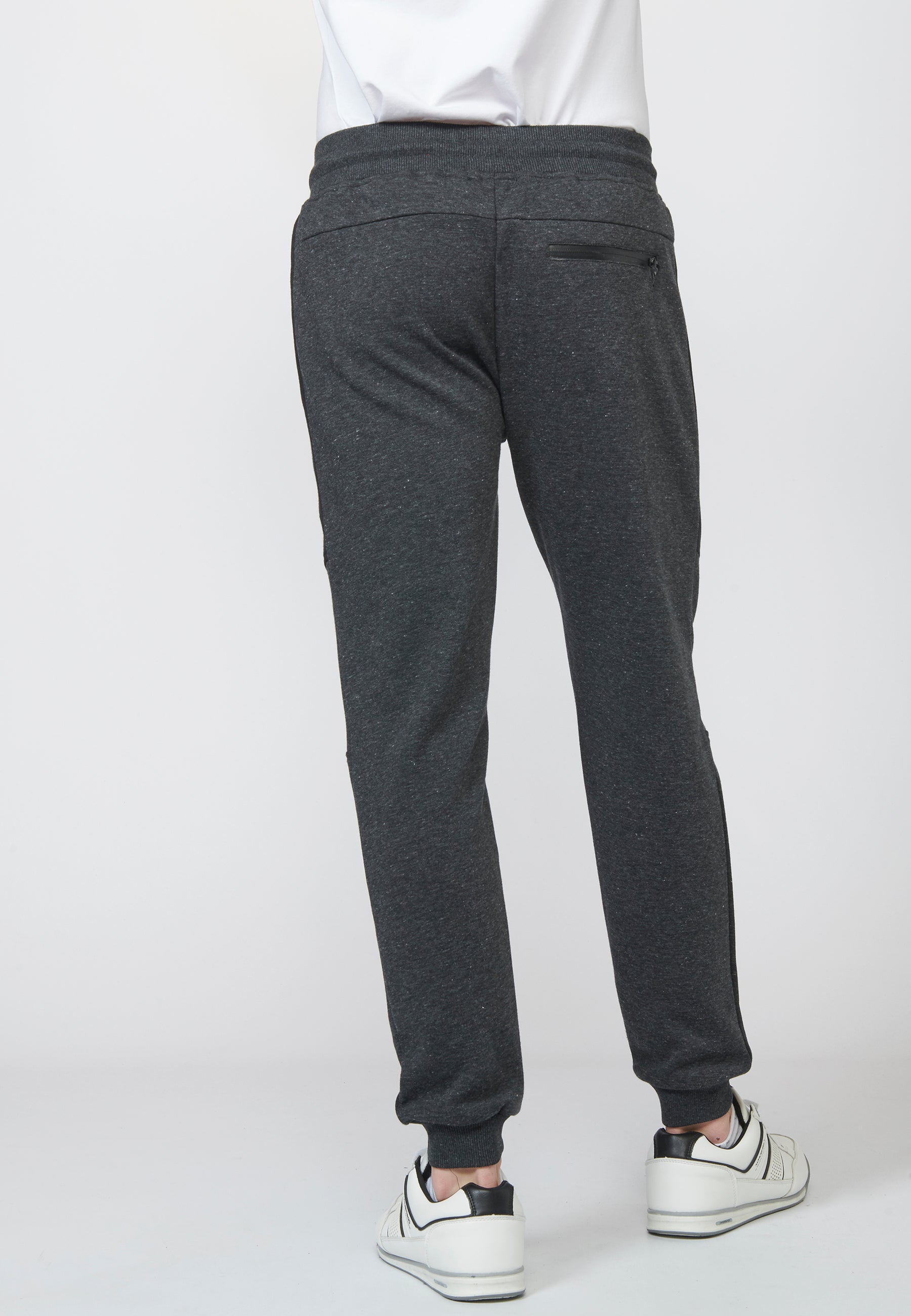 Pantalón largo deportivo jogger interlock con cintura elástica ajustable con cordón para hombre