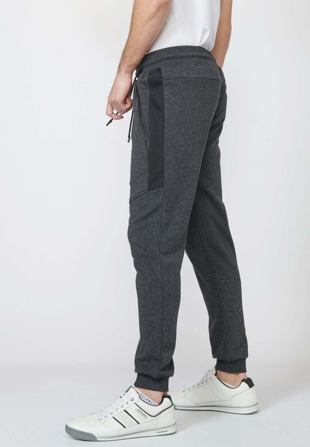Pantalón largo deportivo jogger interlock con cintura elástica ajustable con cordón para hombre