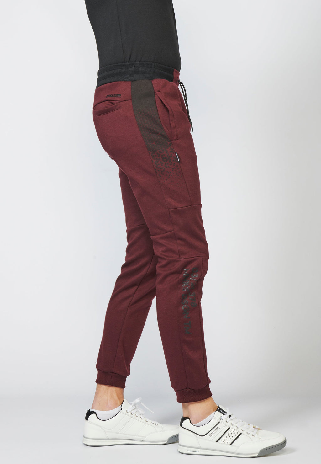 Pantalón largo deportivo jogger interlock con cintura elástica ajustable con cordón para hombre