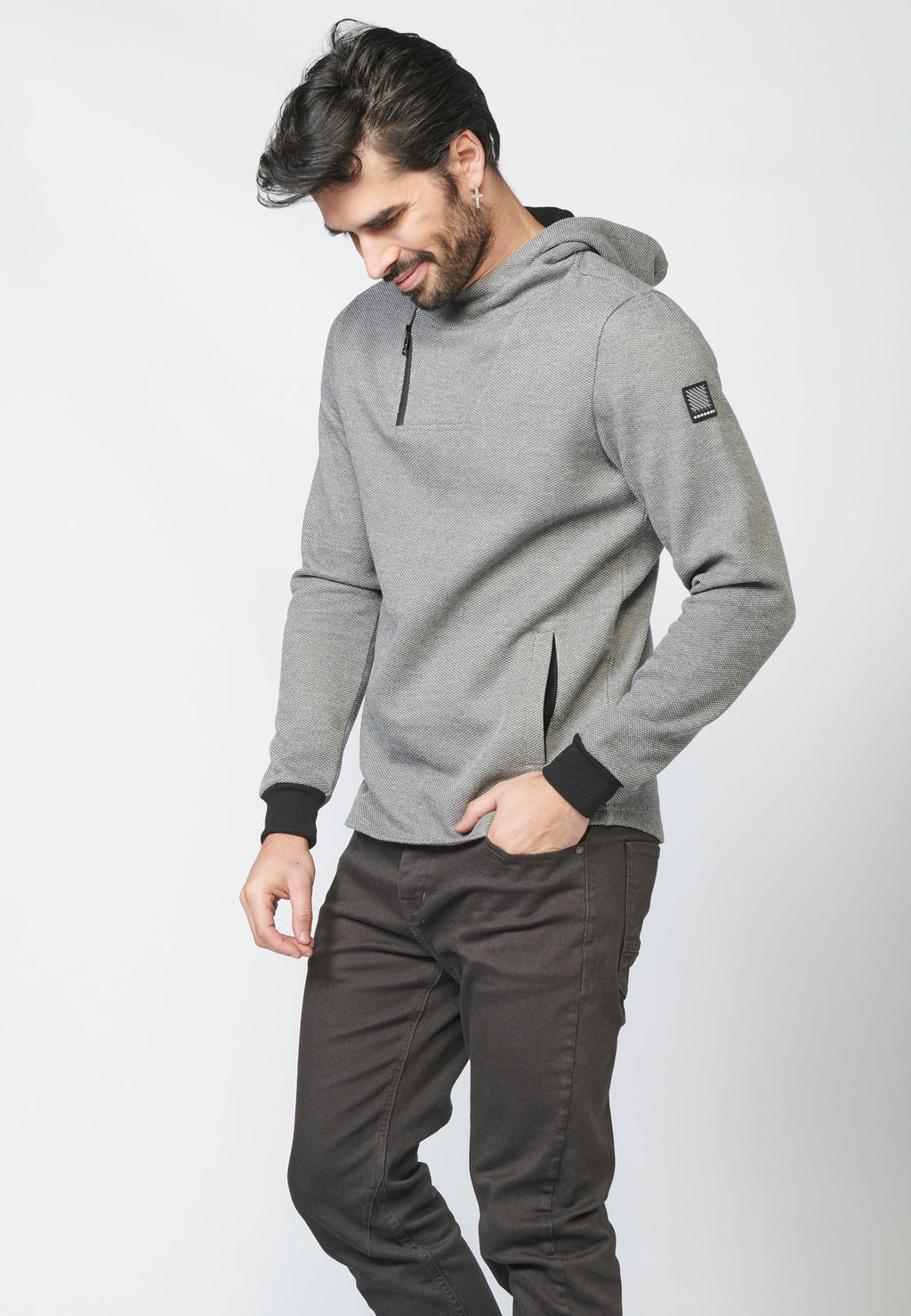 Sudadera felpa con estructura y capucha con botones y cremallera para hombre
