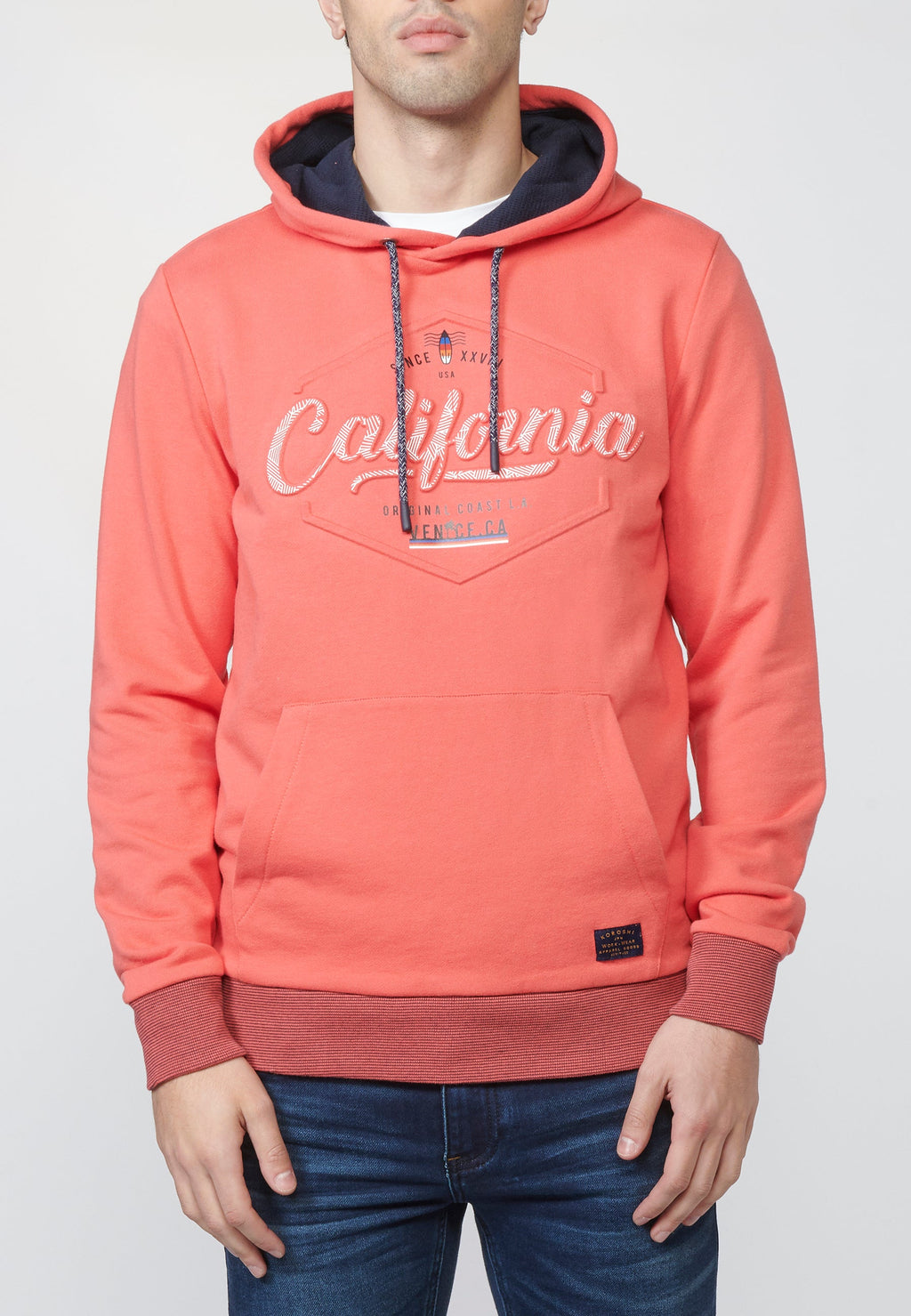 Sudadera de felpa con capucha ajustable y bolsillo tipo canguro | estilo versátil