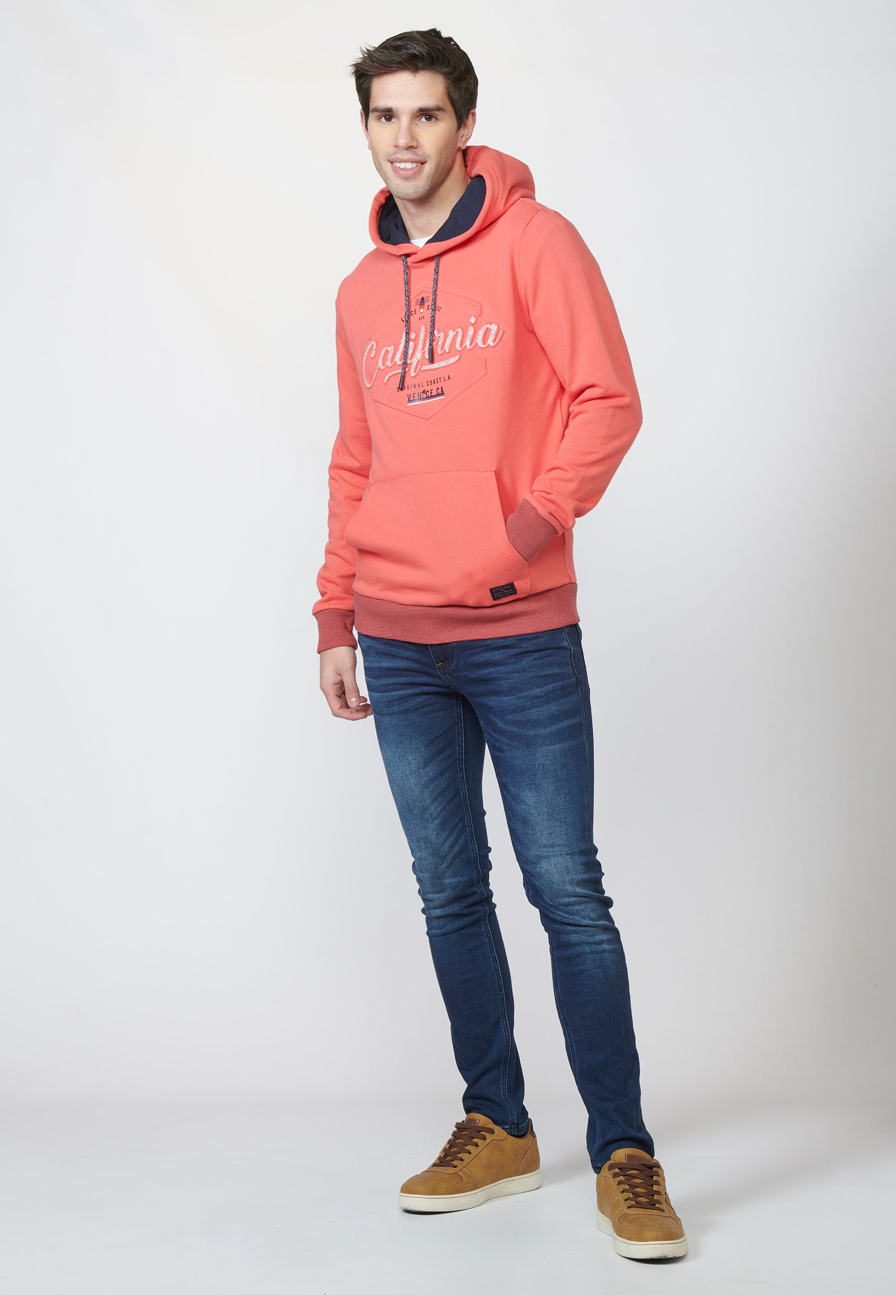 Sudadera de felpa con capucha ajustable y bolsillo tipo canguro | estilo versátil