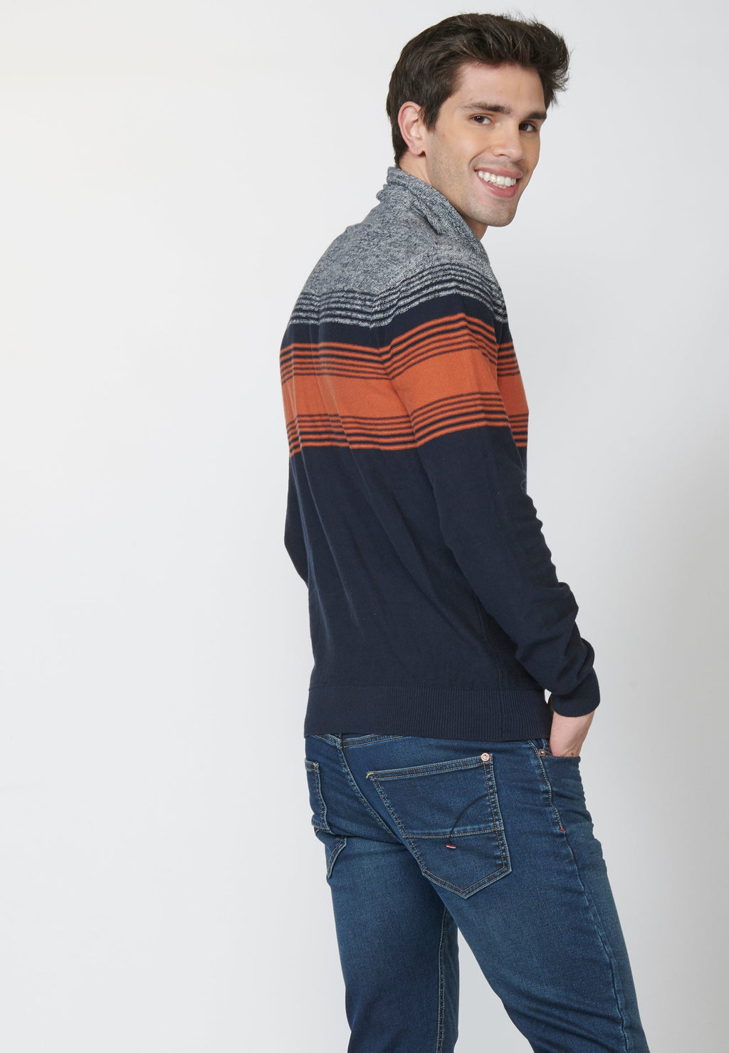 Jersey de punto de algodón con cuello ajustable con cordón | tendencia actual