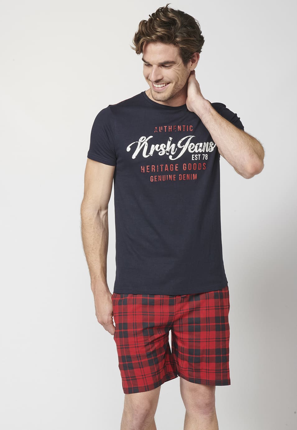 Pijama de manga corta estampada y pantalón corto a cuadros para hombre