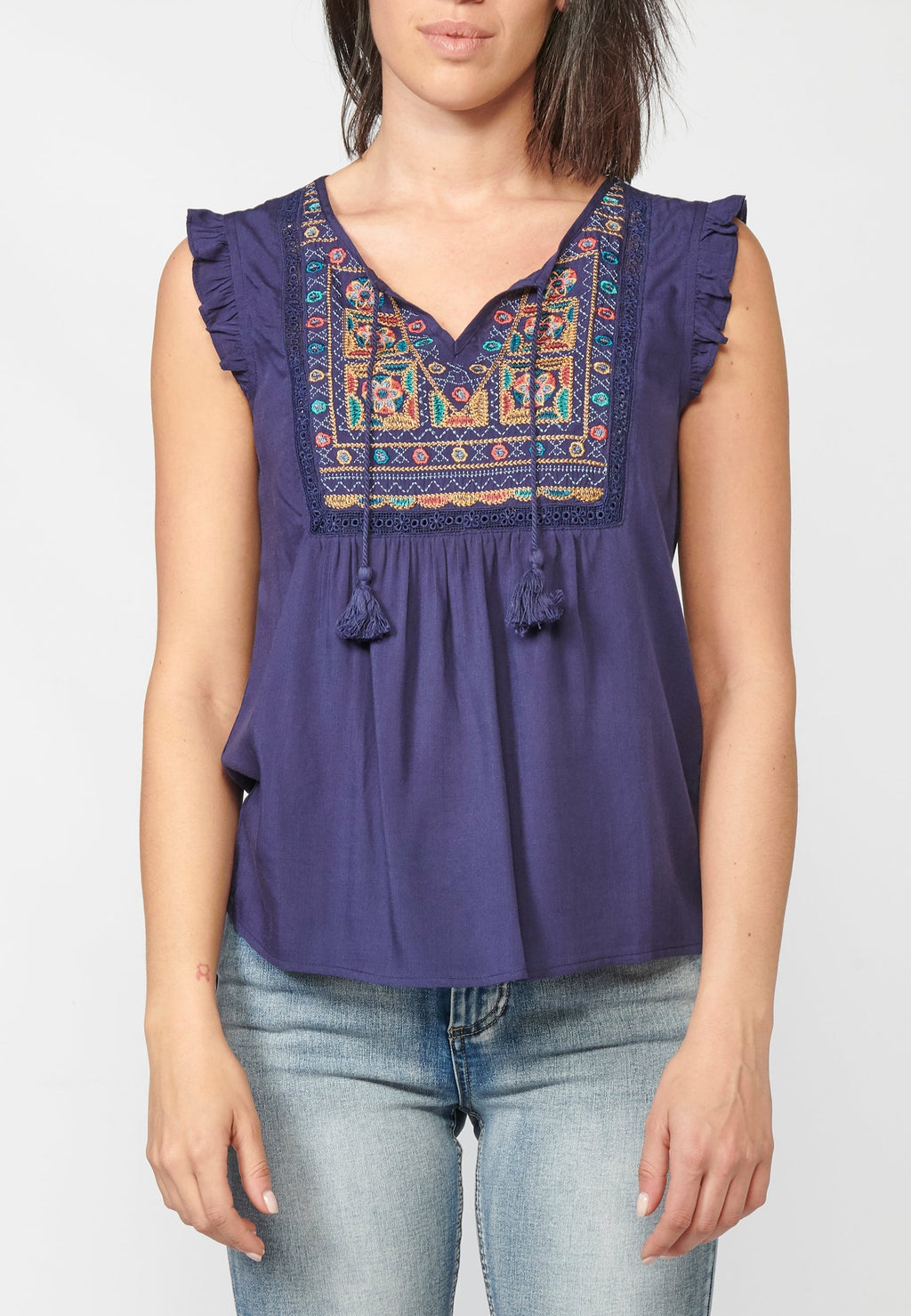 Blusa fluida púrpura sin mangas de mujer con bordado étnico floral