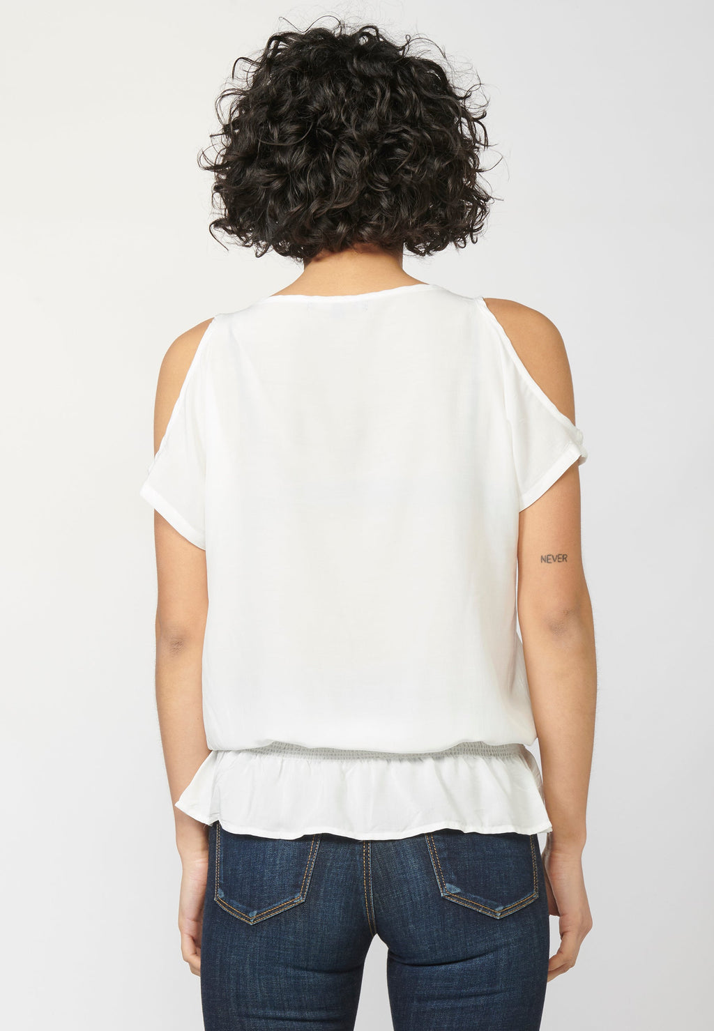 Blusa mujer fluida bordados frontal hombros descubiertos