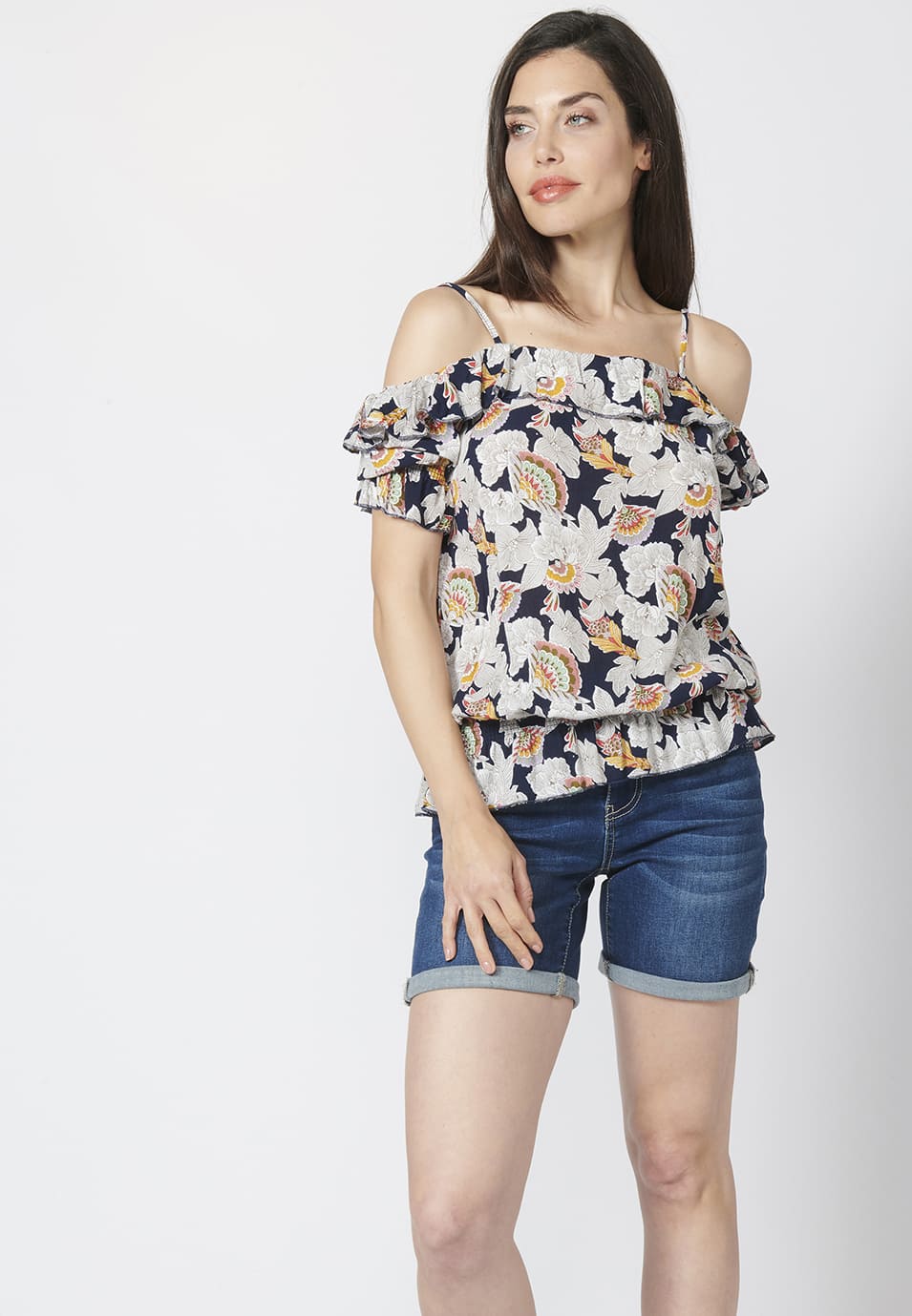 Blusa manga corta fluida con estampado floral | moda urbana
