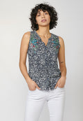 Blusa fluida sin mangas estampado floral y detalles bordados | estilo versátil