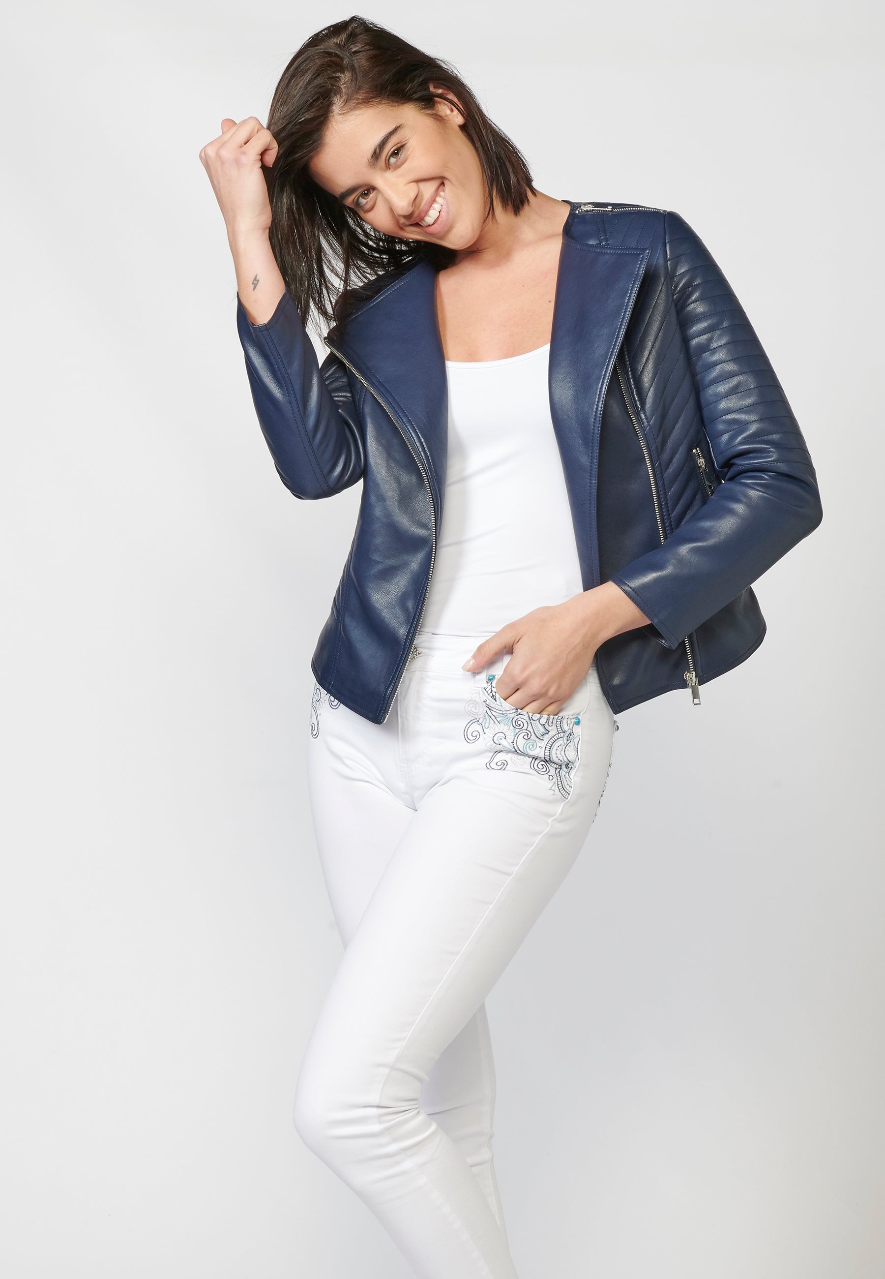 Chaqueta cazadora corta mujer efecto piel oscuro