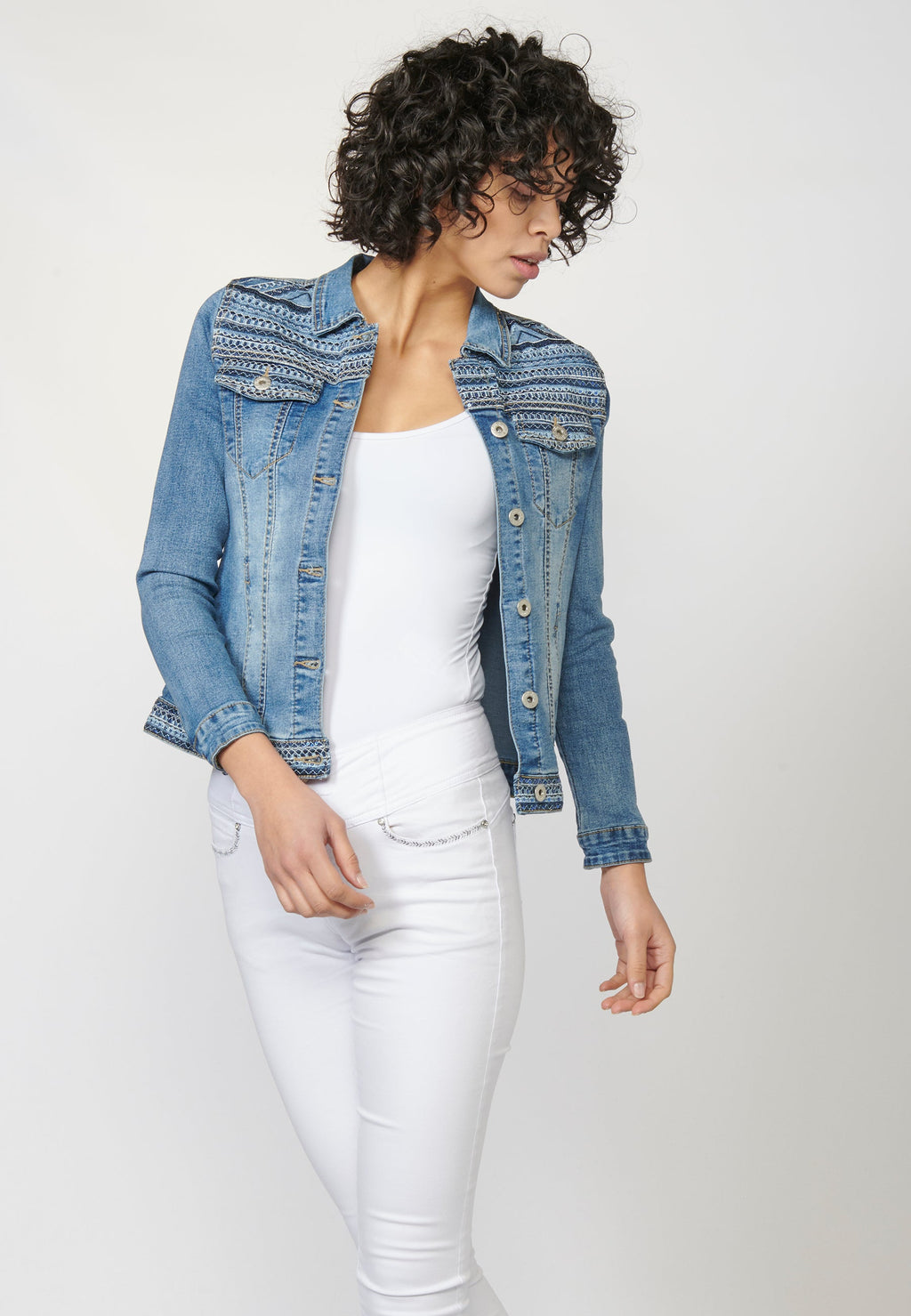 Cazadora vaquera denim manga larga mujer | moda actual