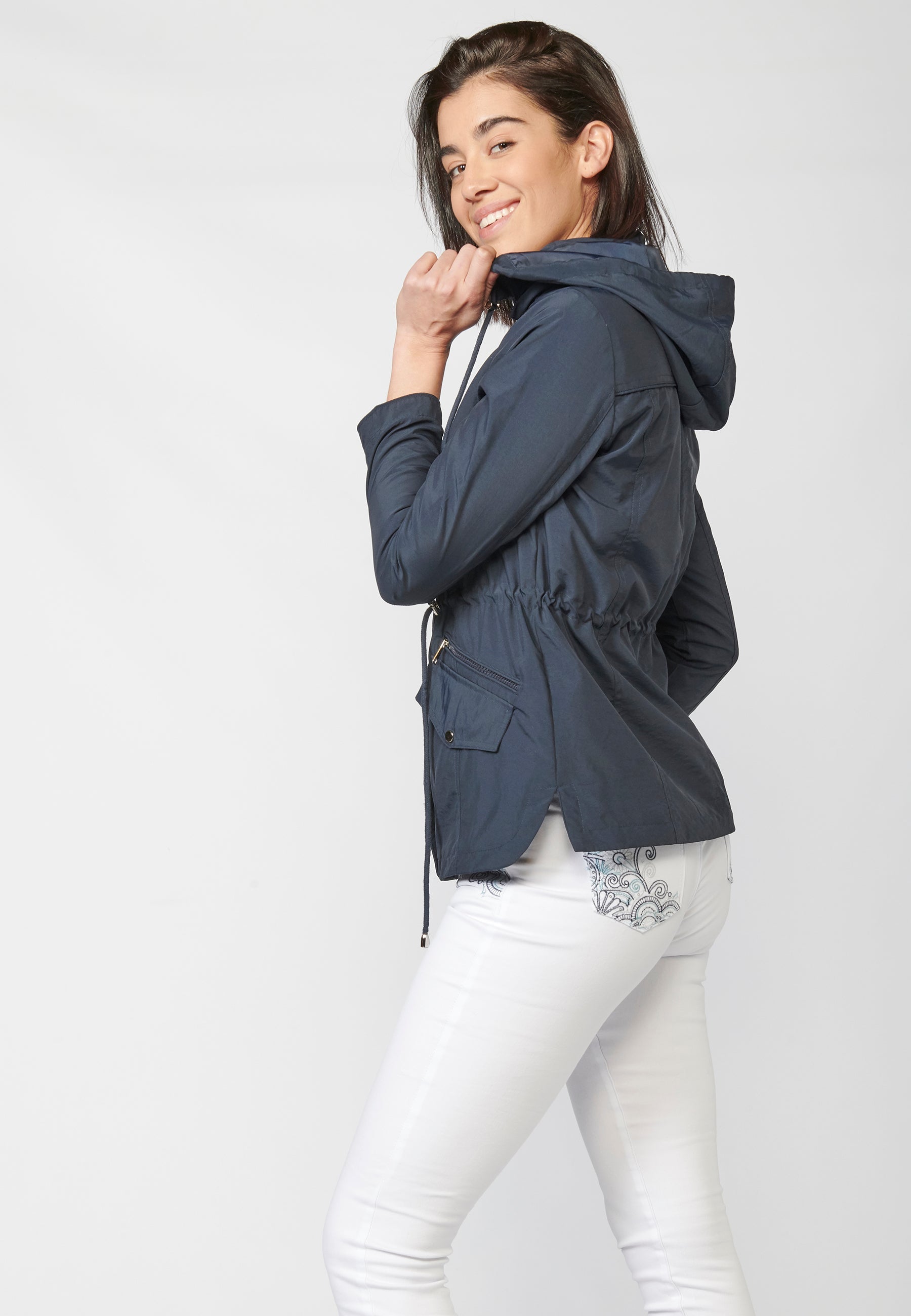 Parka larga mujer marino con capucha desmontable y cintura cordón ajustable