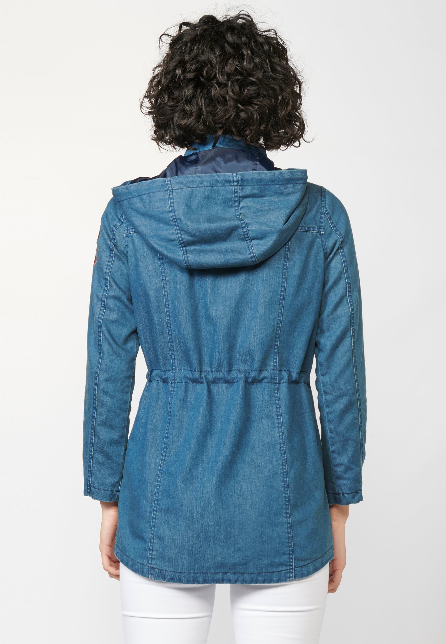 Parka larga denim bordada floral de mujer con capucha desmontable y cordón ajustable en cintura