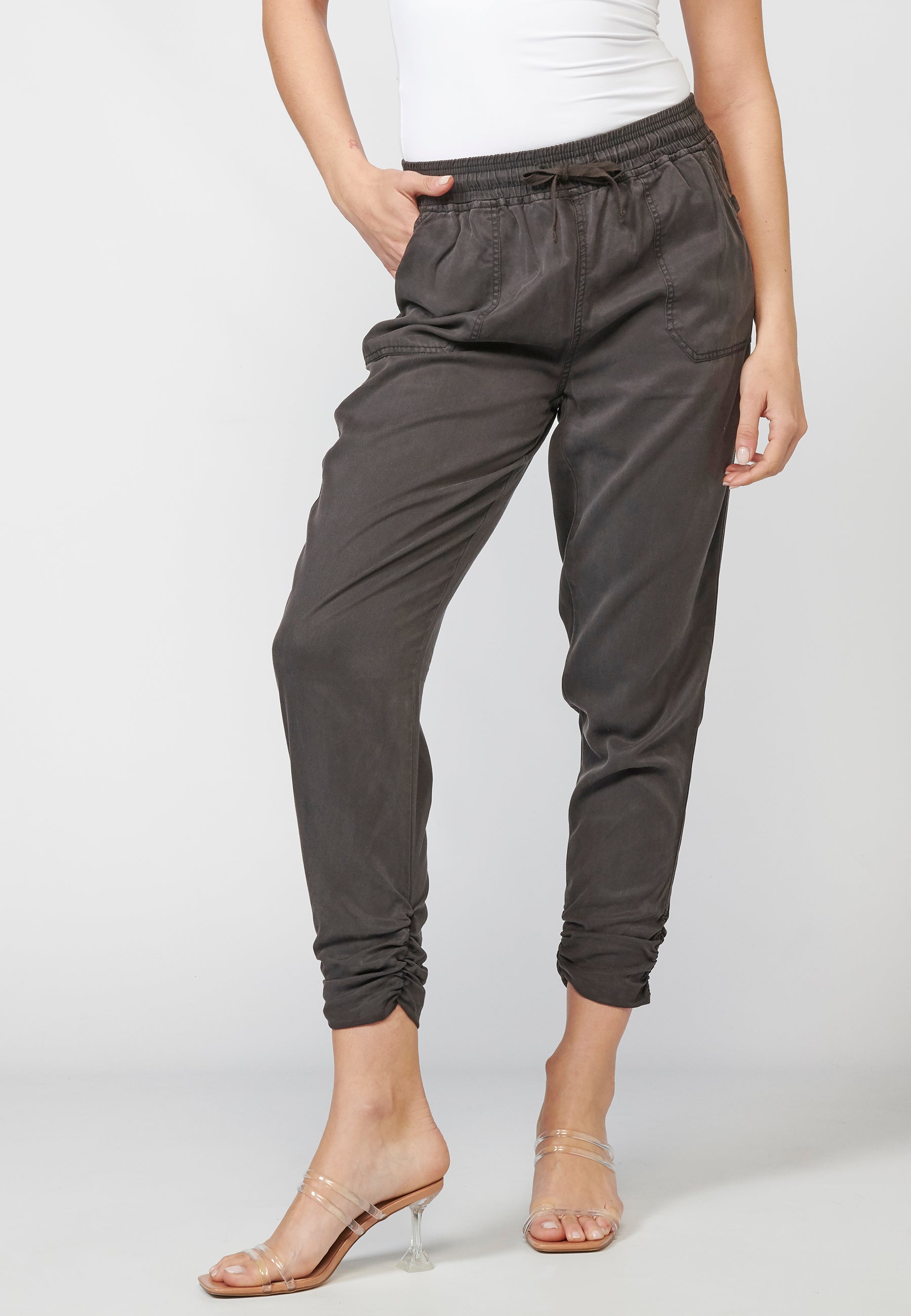 Pantalón de mujer deportivo jogger con cintura elástica ajustable