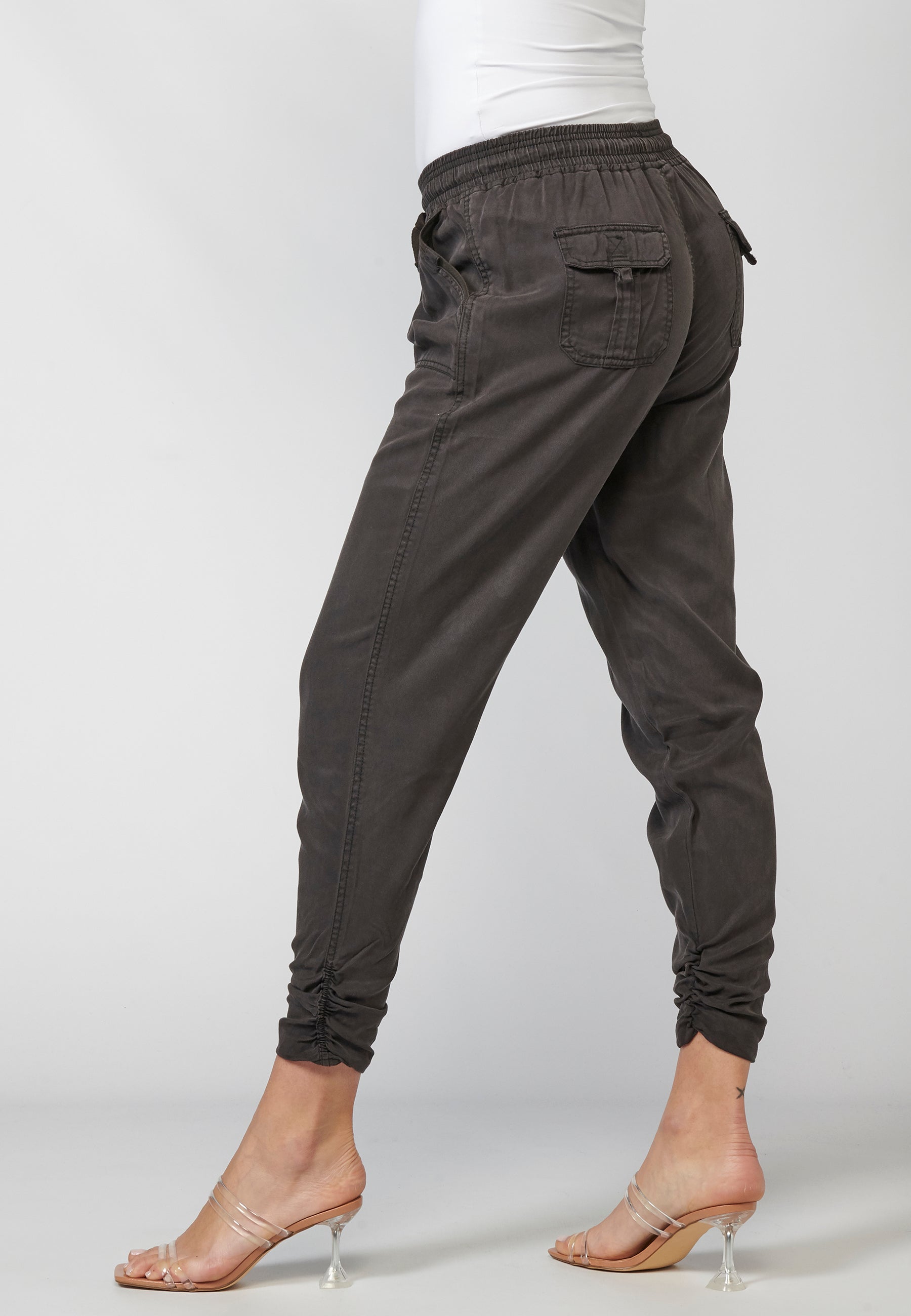 Pantalón de mujer deportivo jogger con cintura elástica ajustable