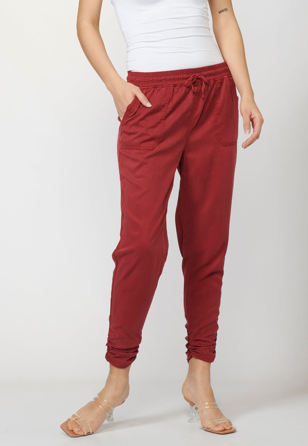 Pantalón de mujer deportivo jogger con cintura elástica ajustable