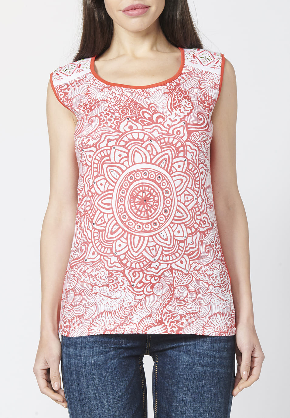 Top sin mangas estampado étnico coral | moda urbana
