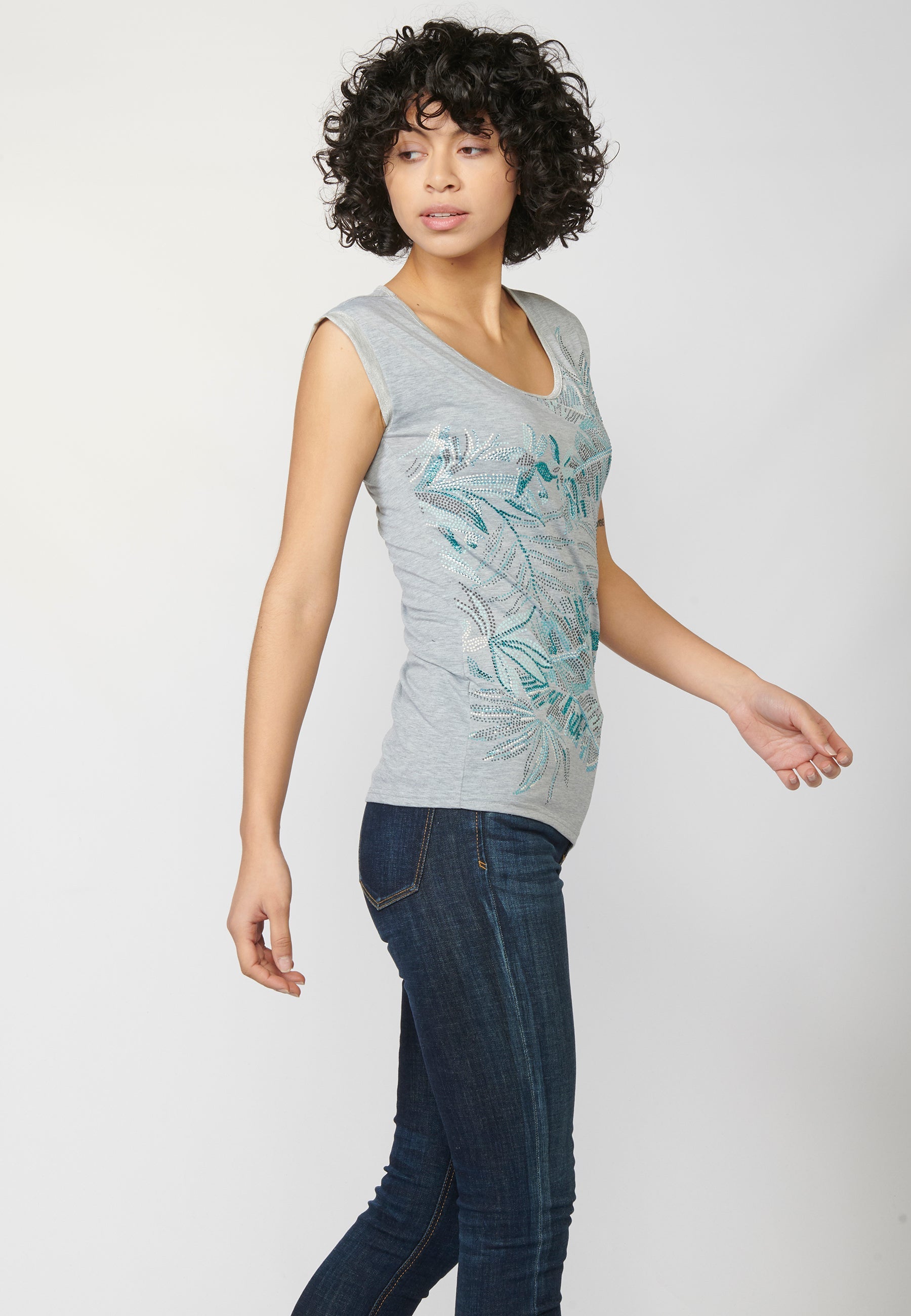 Camiseta top manga corta con escote redondo y estampado floral | moda urbana