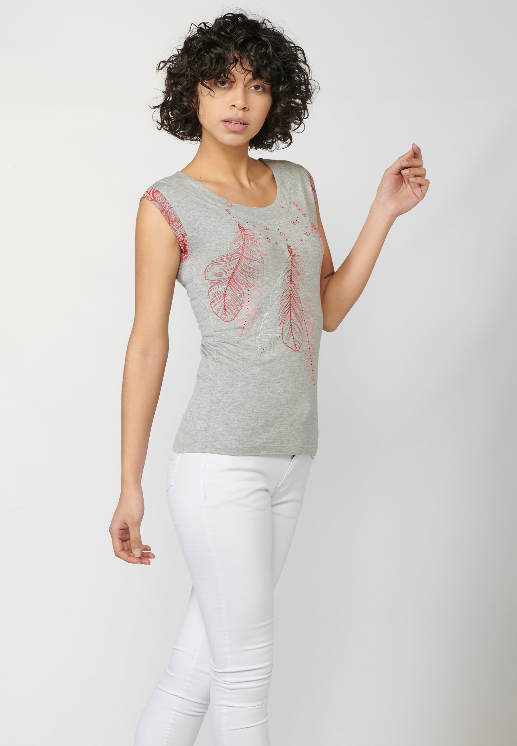Top camiseta de manga corta de escote redondo y estampado étnico | look diario