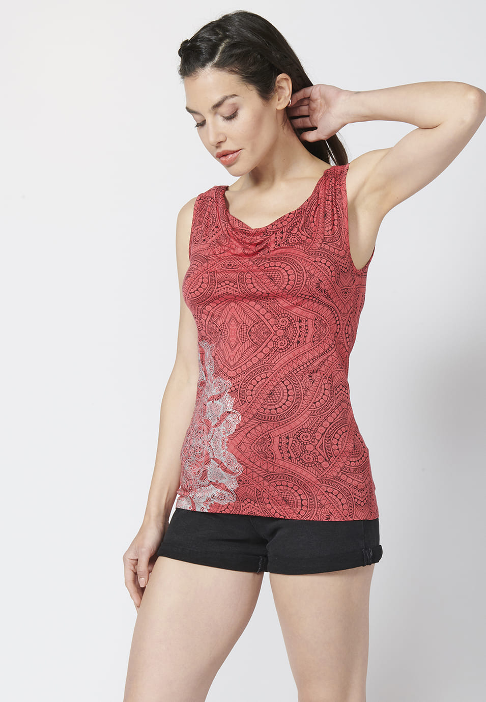 Camiseta top tirantes con escote redondo holgado y estampado étnico para mujer coral