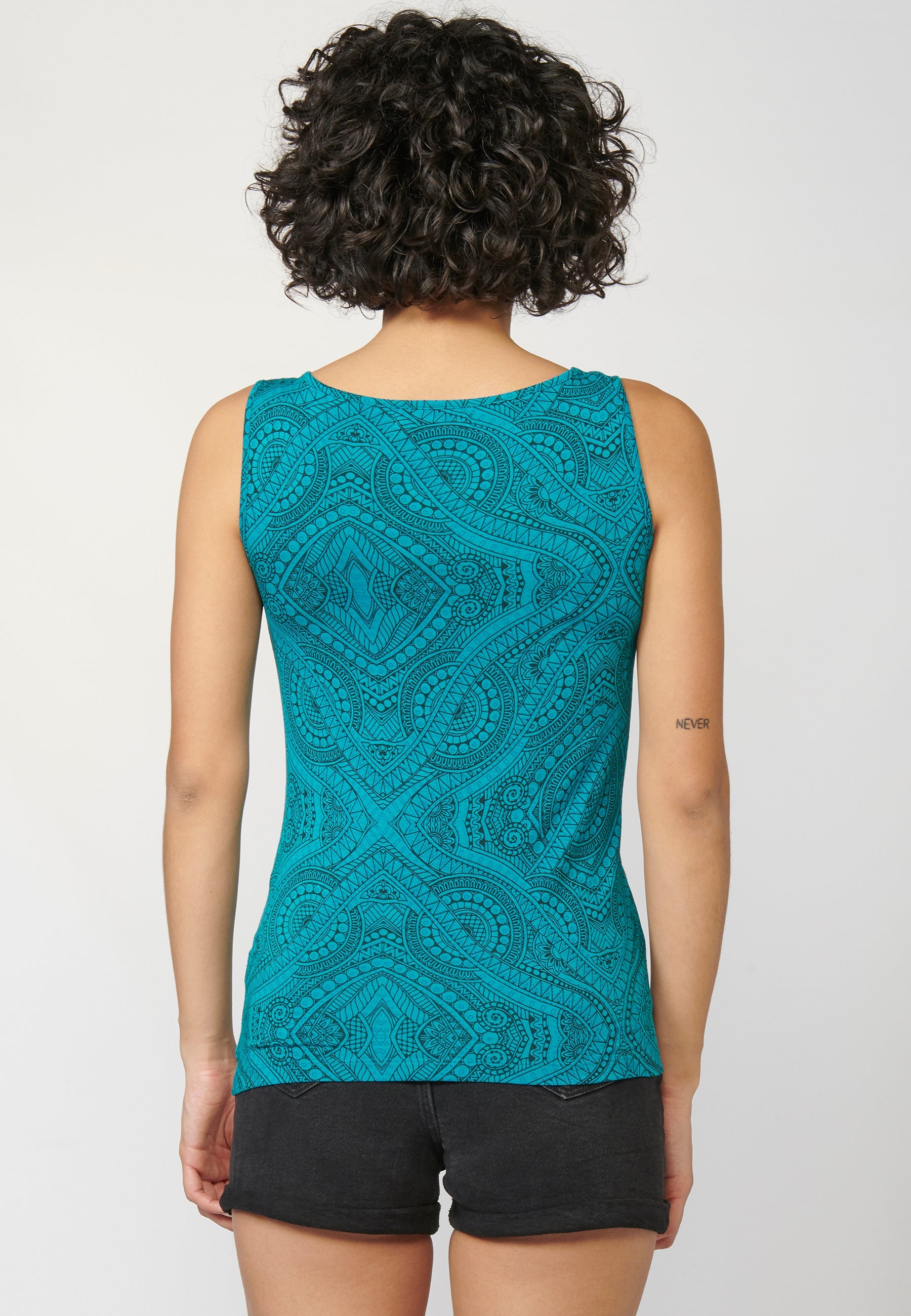 Camiseta top tirantes con escote redondo holgado y estampado étnico para mujer coral
