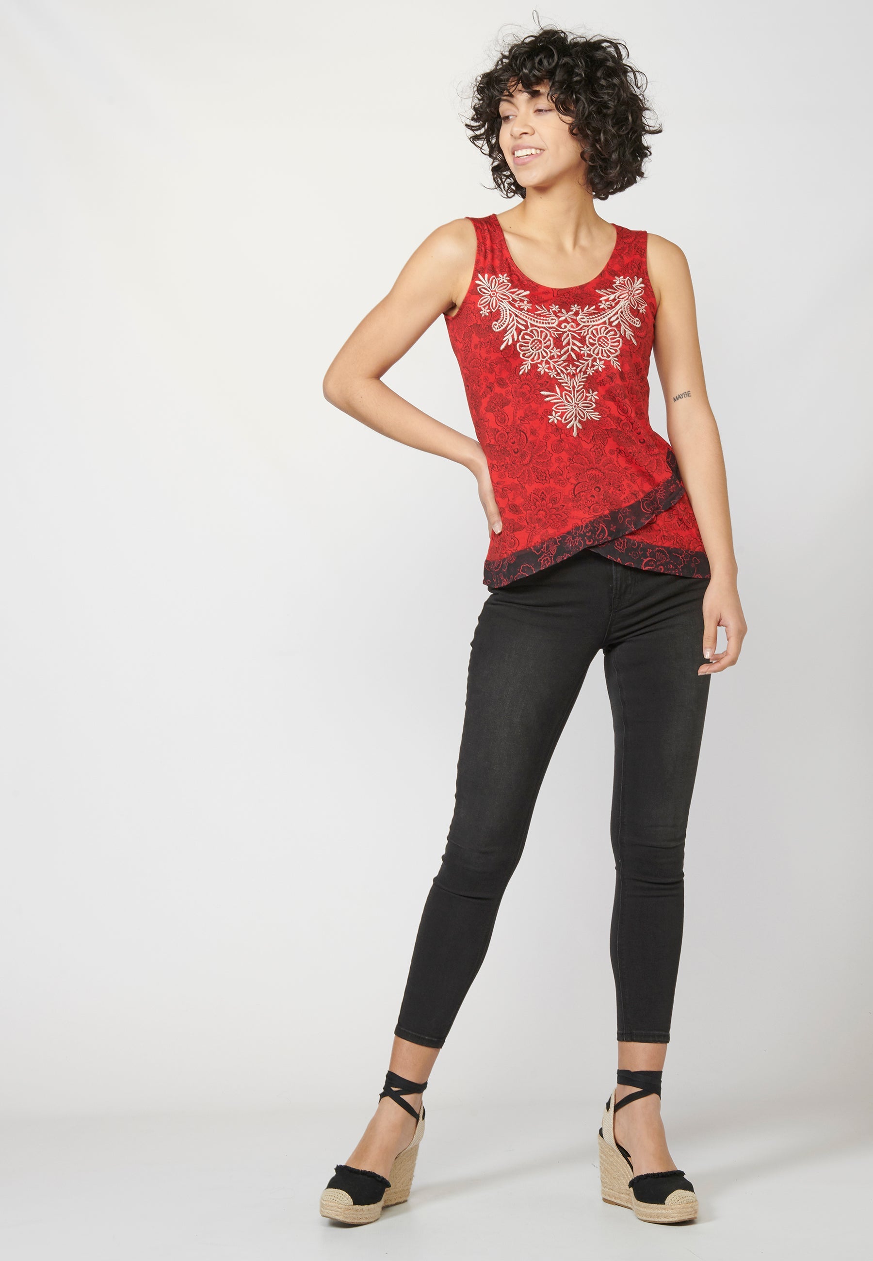 Camiseta top tirantes de escote redondo con estampado étnico floral para mujer