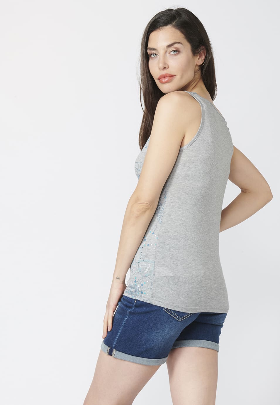 Camiseta top tirantes con escote holgado y estampado étnico floral para mujer