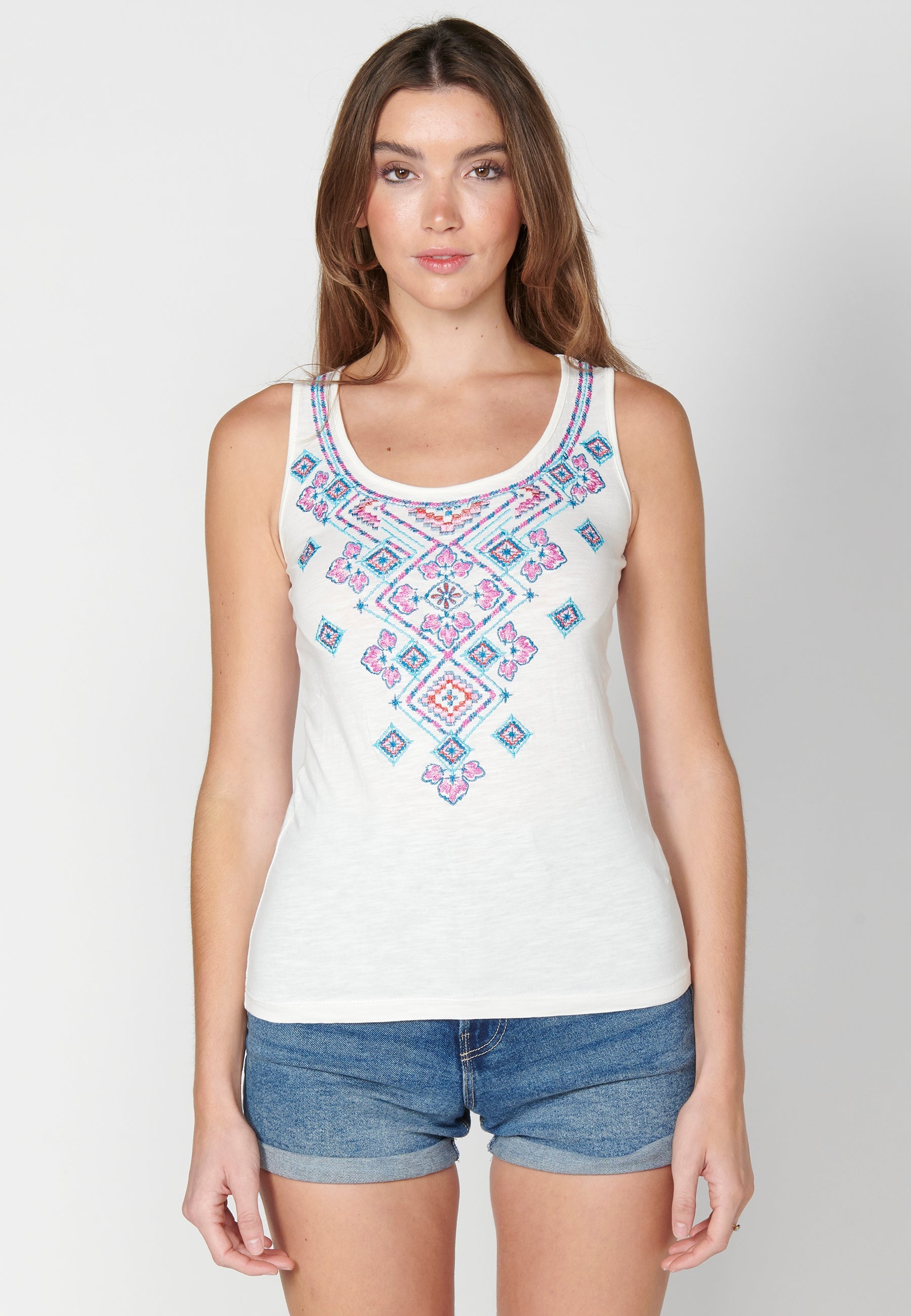 Camiseta top tirantes con escote redondo y estampado étnico para mujer