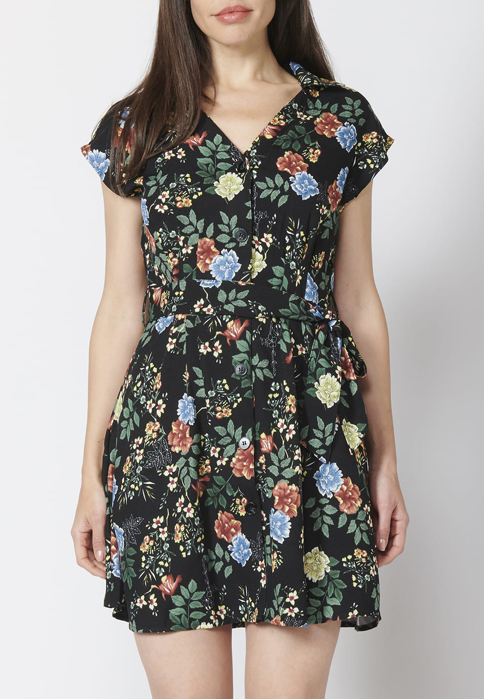 Vestido de manga corta con cierre delantero con botones y escote camisero de pico con estampado floral para mujer