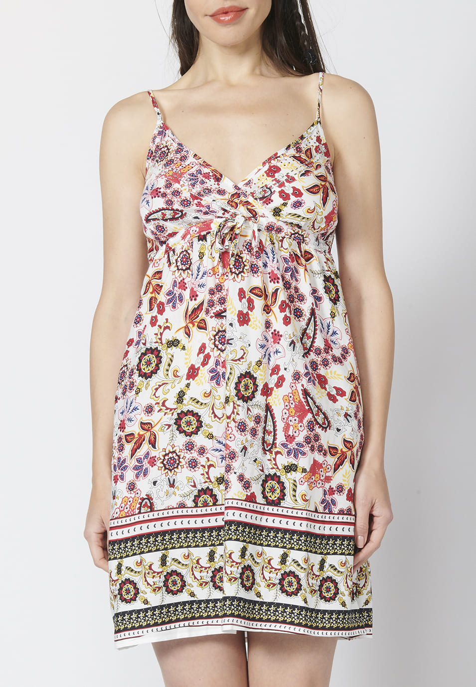 Vestido de tiantes, cuello v multicolor | moda urbana