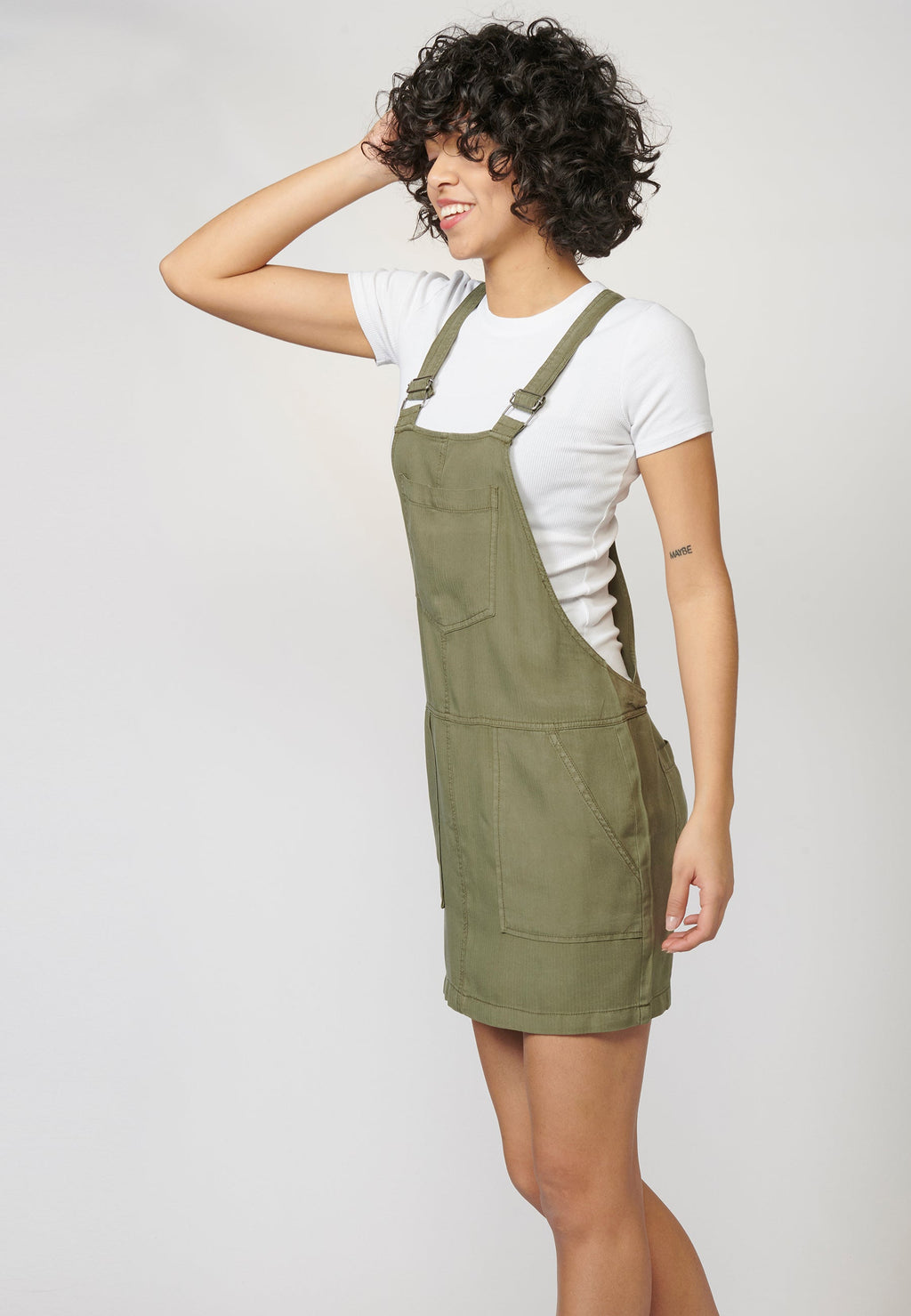 Vestido pichi tejano denim lyocell de tirantes con cinco bolsillos para mujer