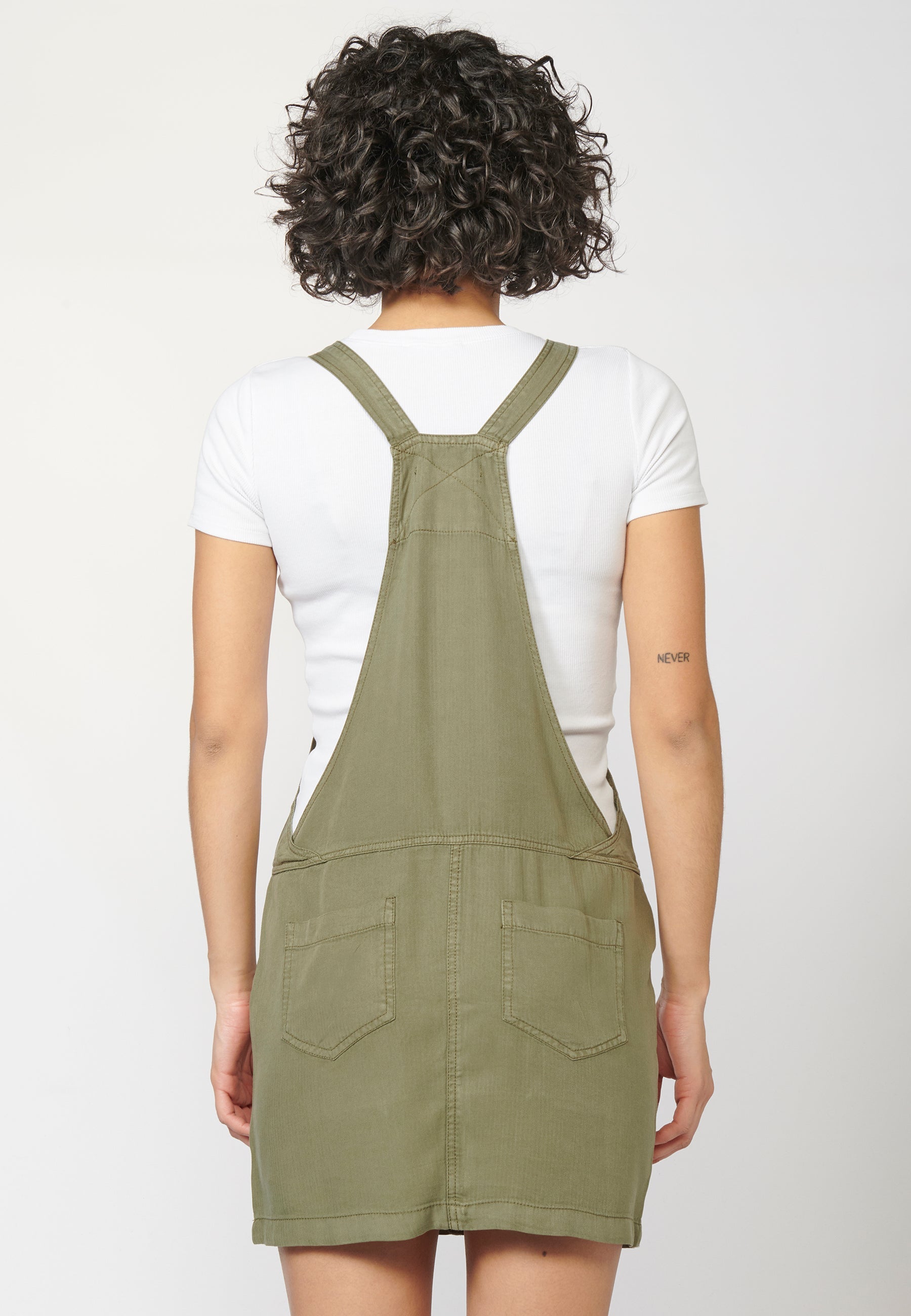 Vestido pichi tejano denim lyocell de tirantes con cinco bolsillos para mujer