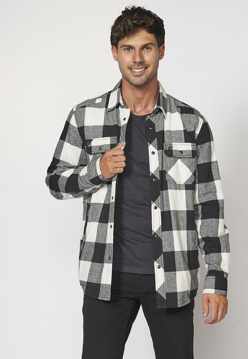 Sobrecamisa acolchada de manga larga a cuadros para hombre