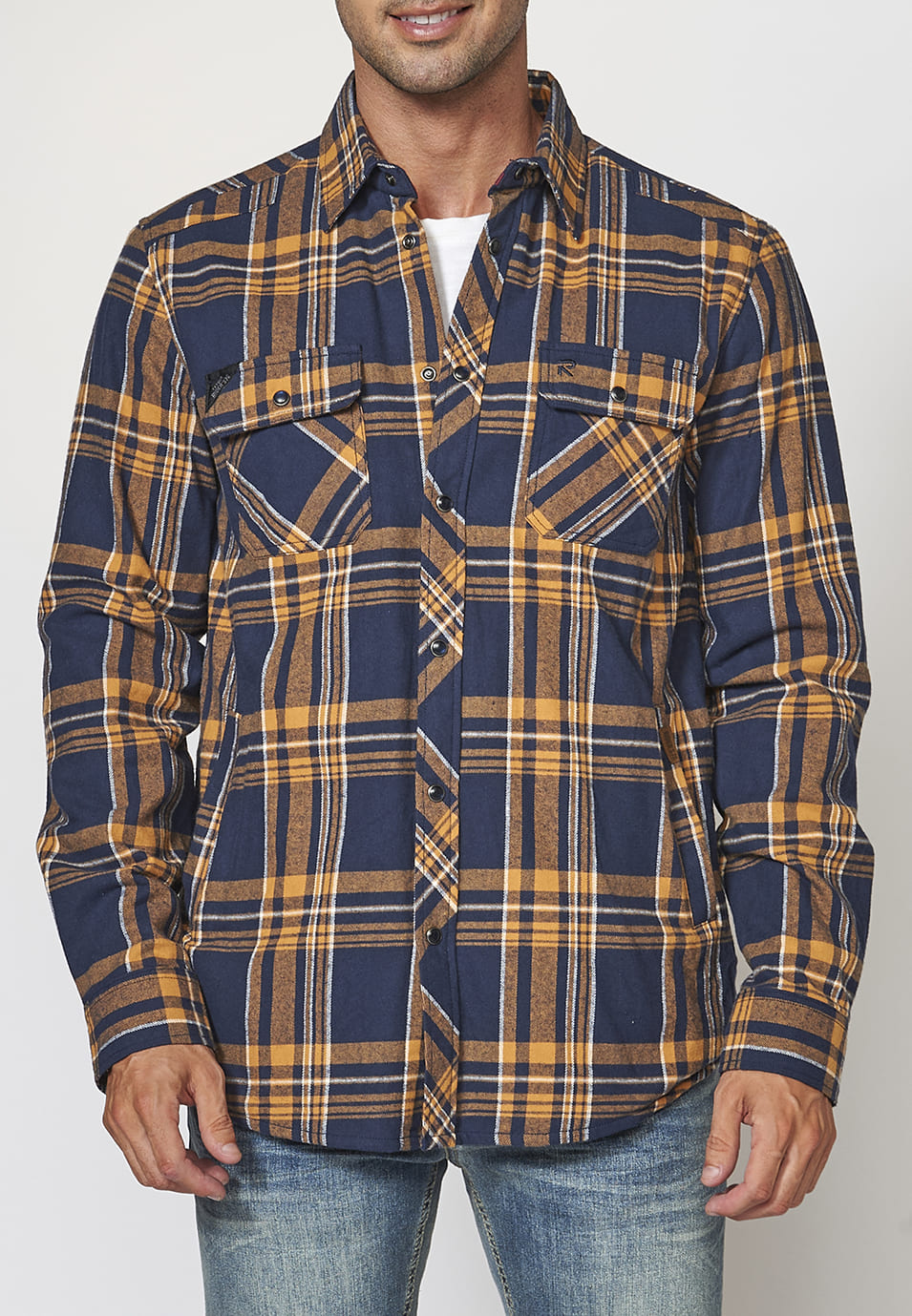 Sobrecamisa acolchada de manga larga a cuadros para hombre
